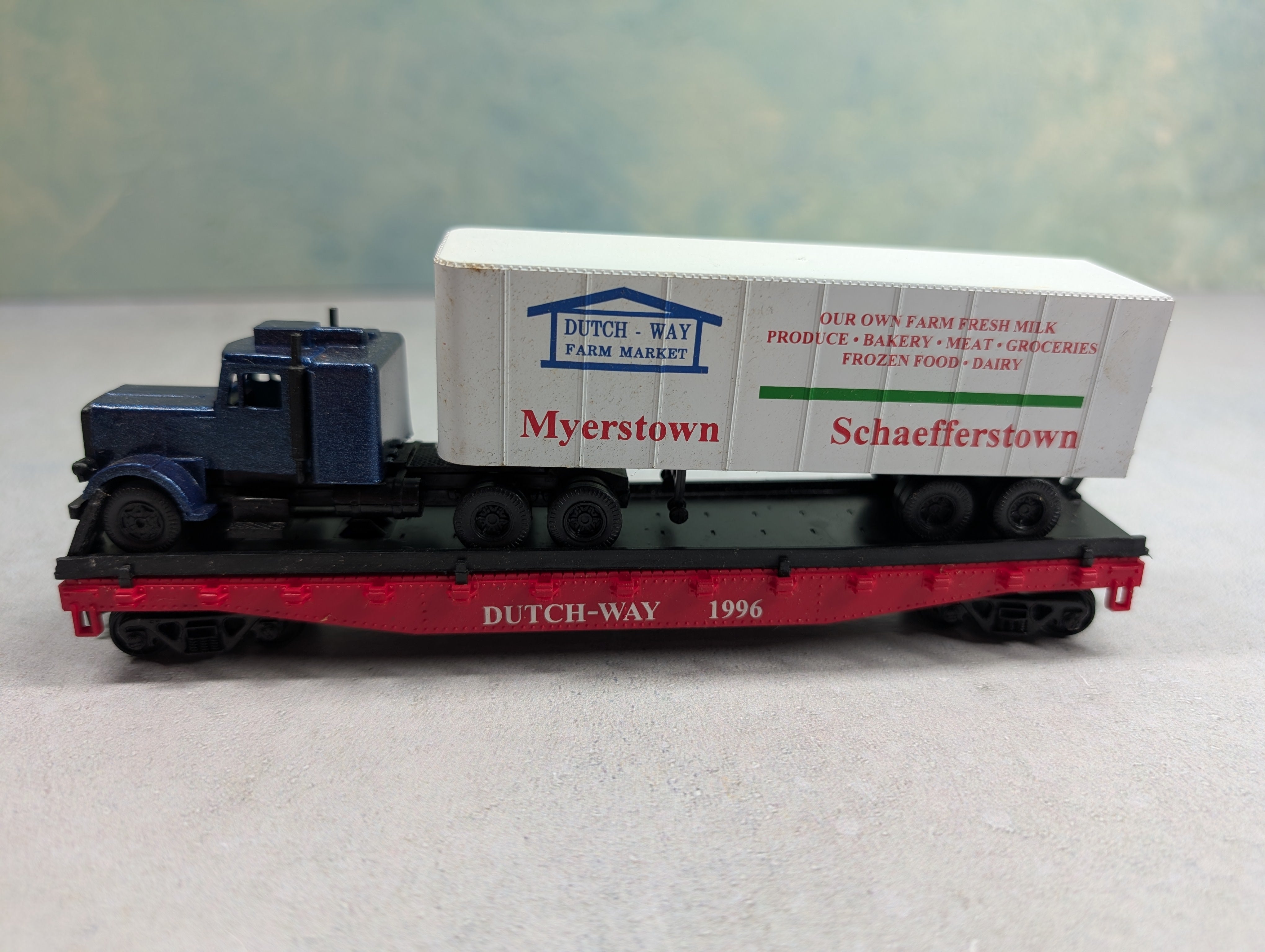 USED Athearn HO Scale 50' Flat Car Dutch-Way #1996 w/ Trailer