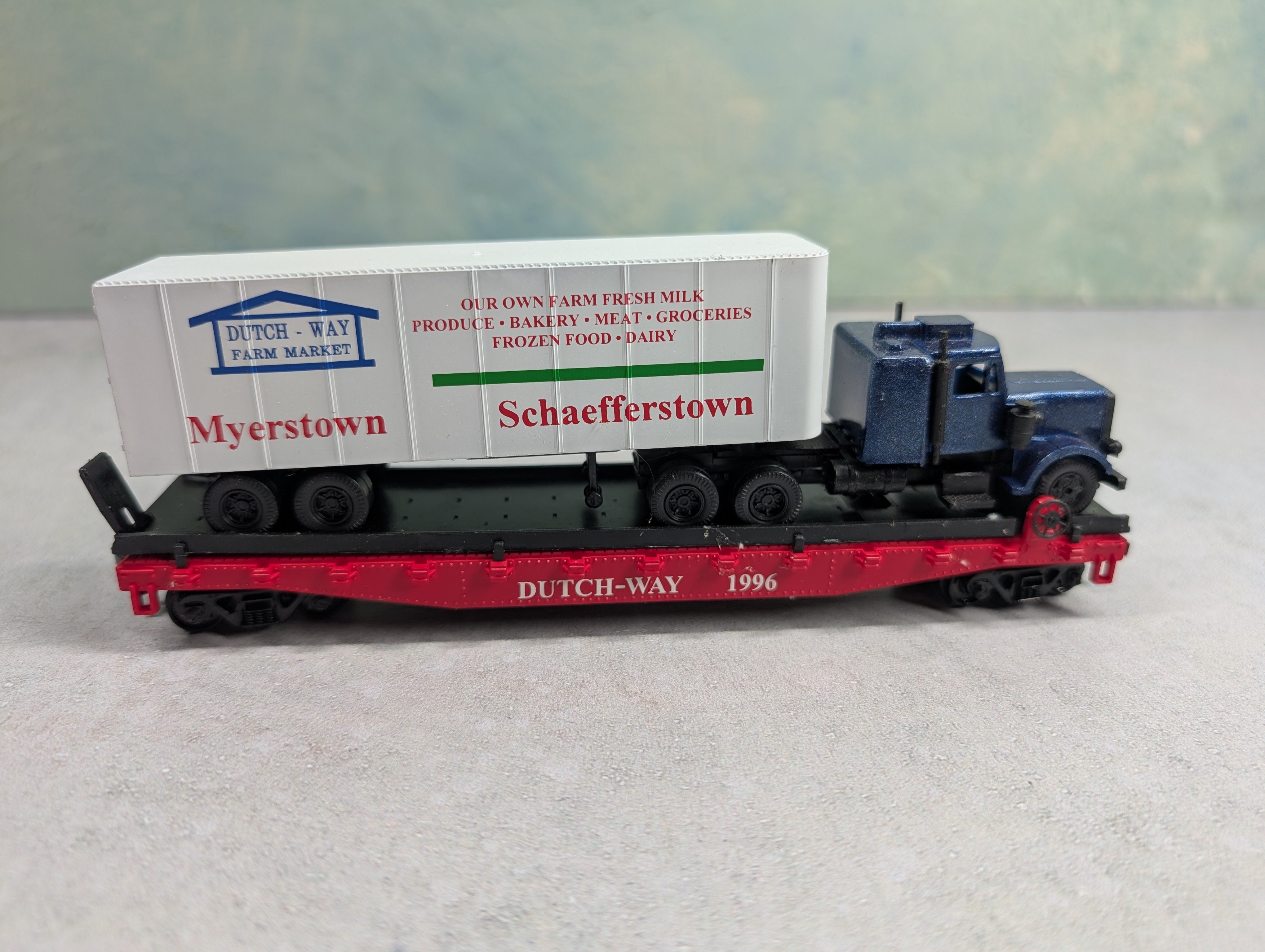 USED Athearn HO Scale 50' Flat Car Dutch-Way #1996 w/ Trailer