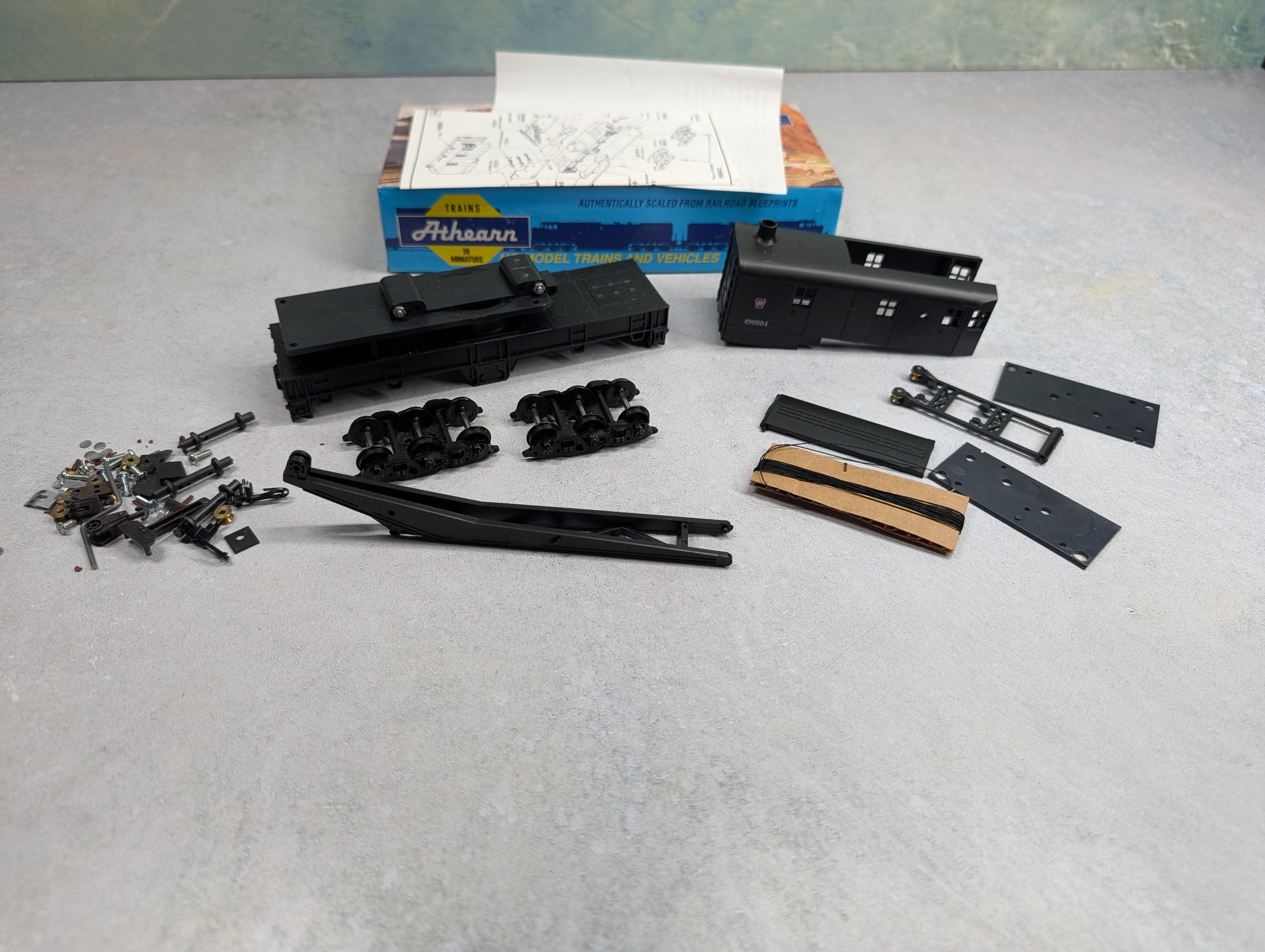 USED Athearn 1701 HO Scale 200 Ton Crane Pennsylvania #490904 KIT