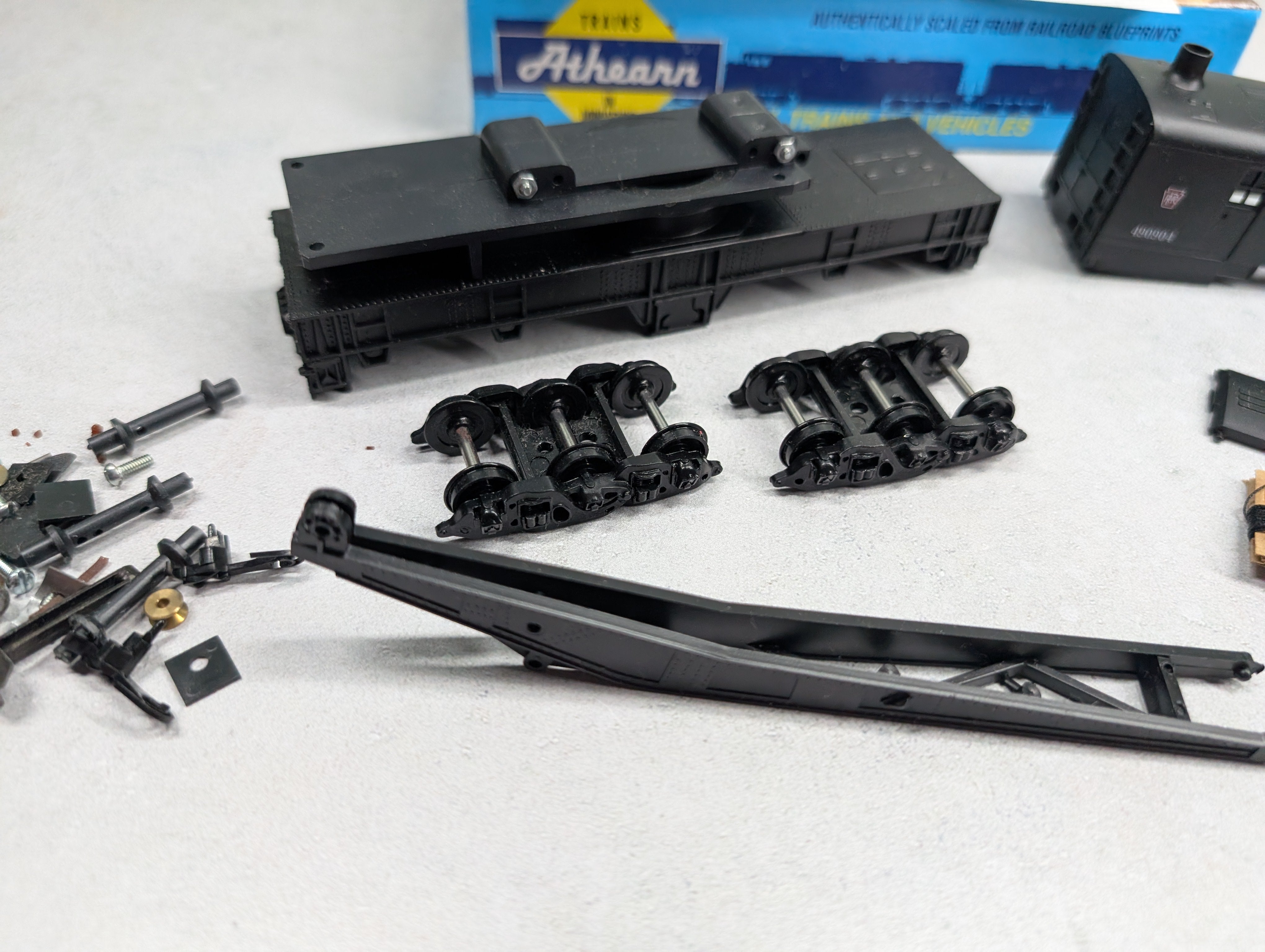 USED Athearn 1701 HO Scale 200 Ton Crane Pennsylvania #490904 KIT