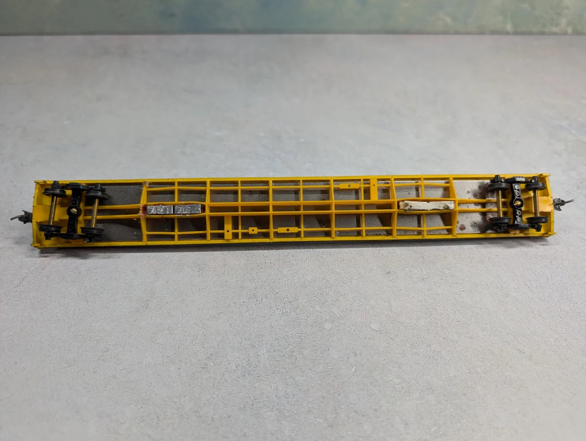 USED Walthers HO Scale Weathered 75' TOFC Flat Car Trailer Train TTX #470652
