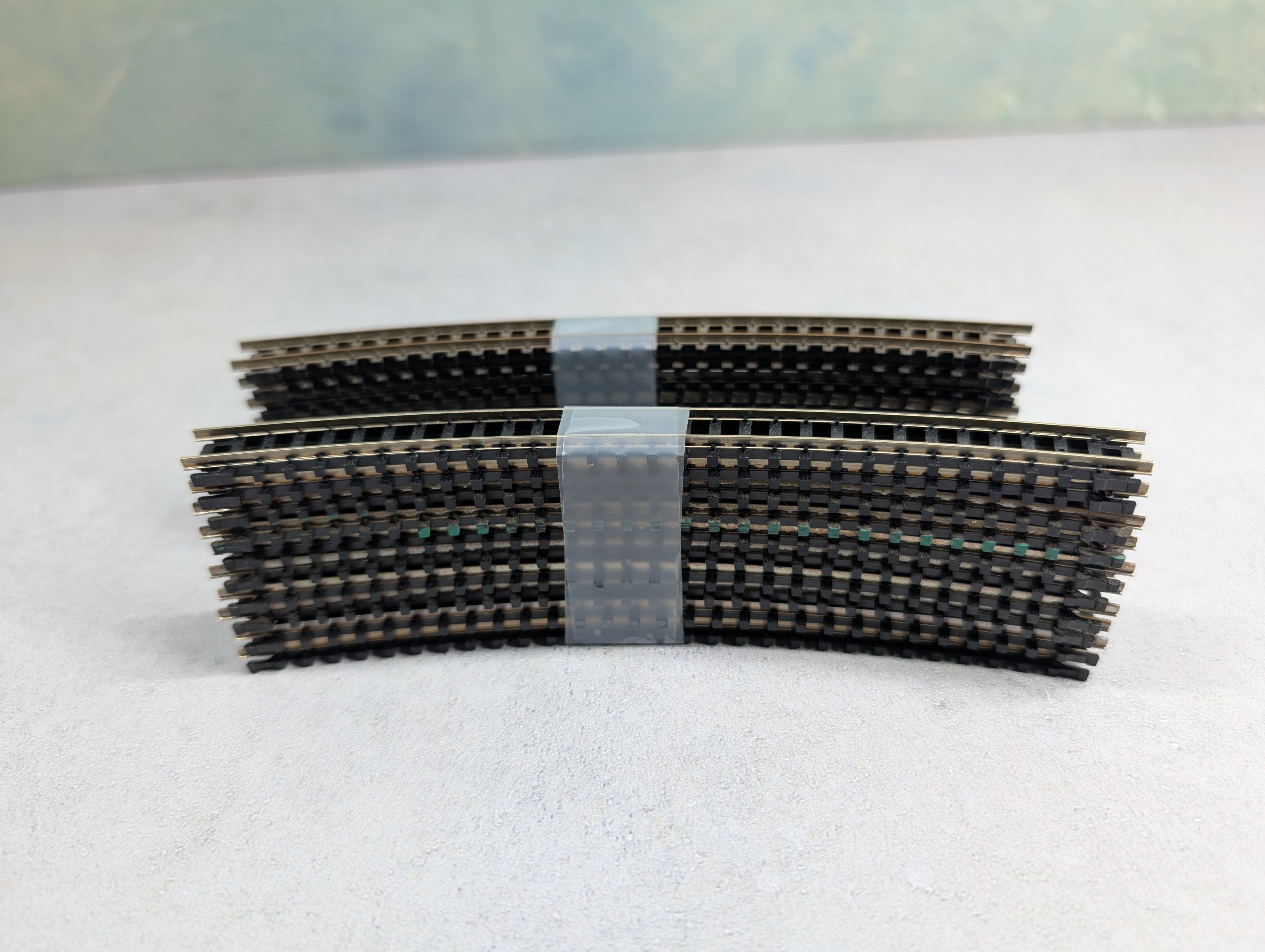 USED Atlas 2520 N Scale 11" Radius Curved Track - Code 80 (20 pcs)