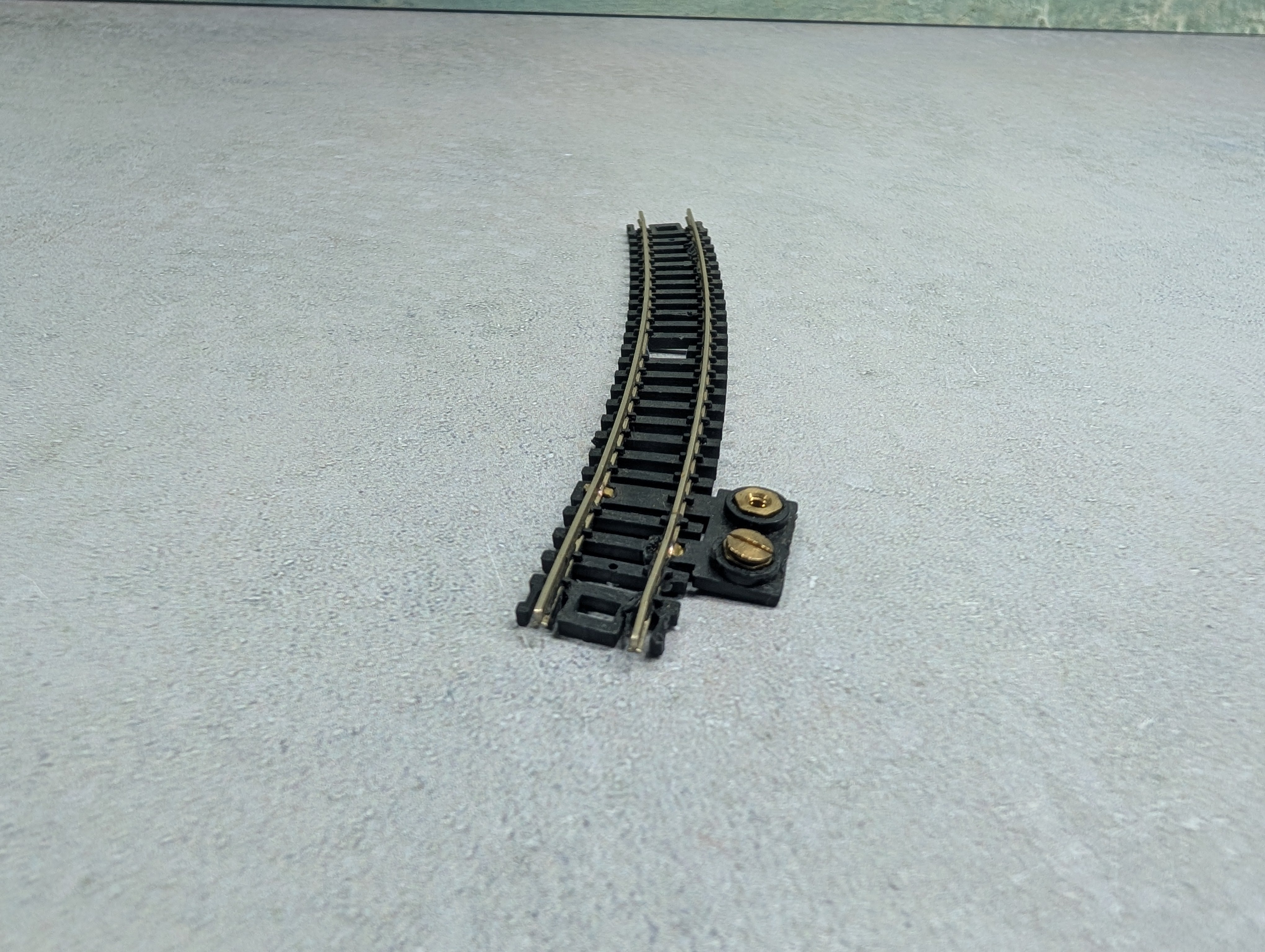 USED Atlas 2530 N Scale Curved Terminal Track
