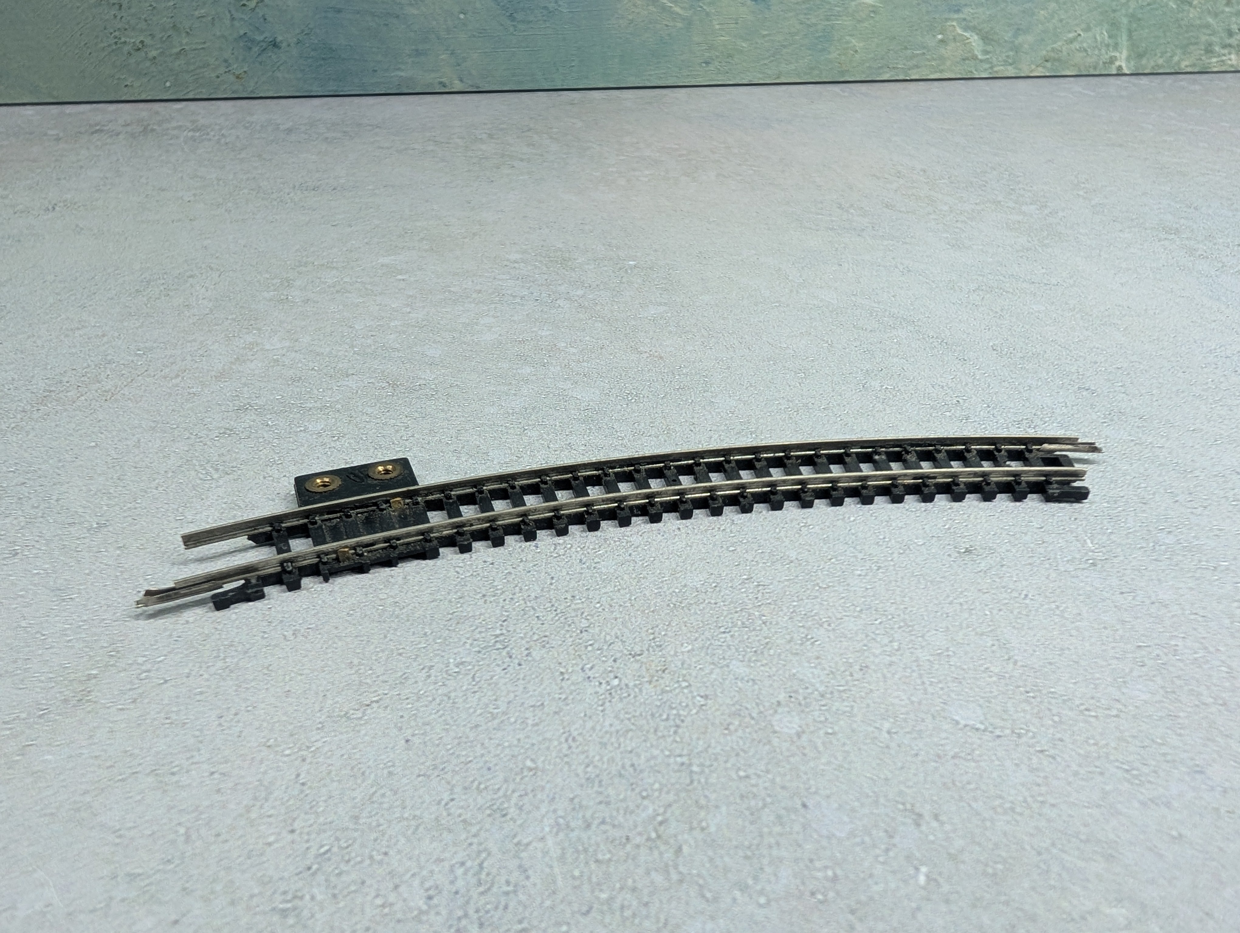 USED Atlas 2531 N Scale Curved Terminal Track