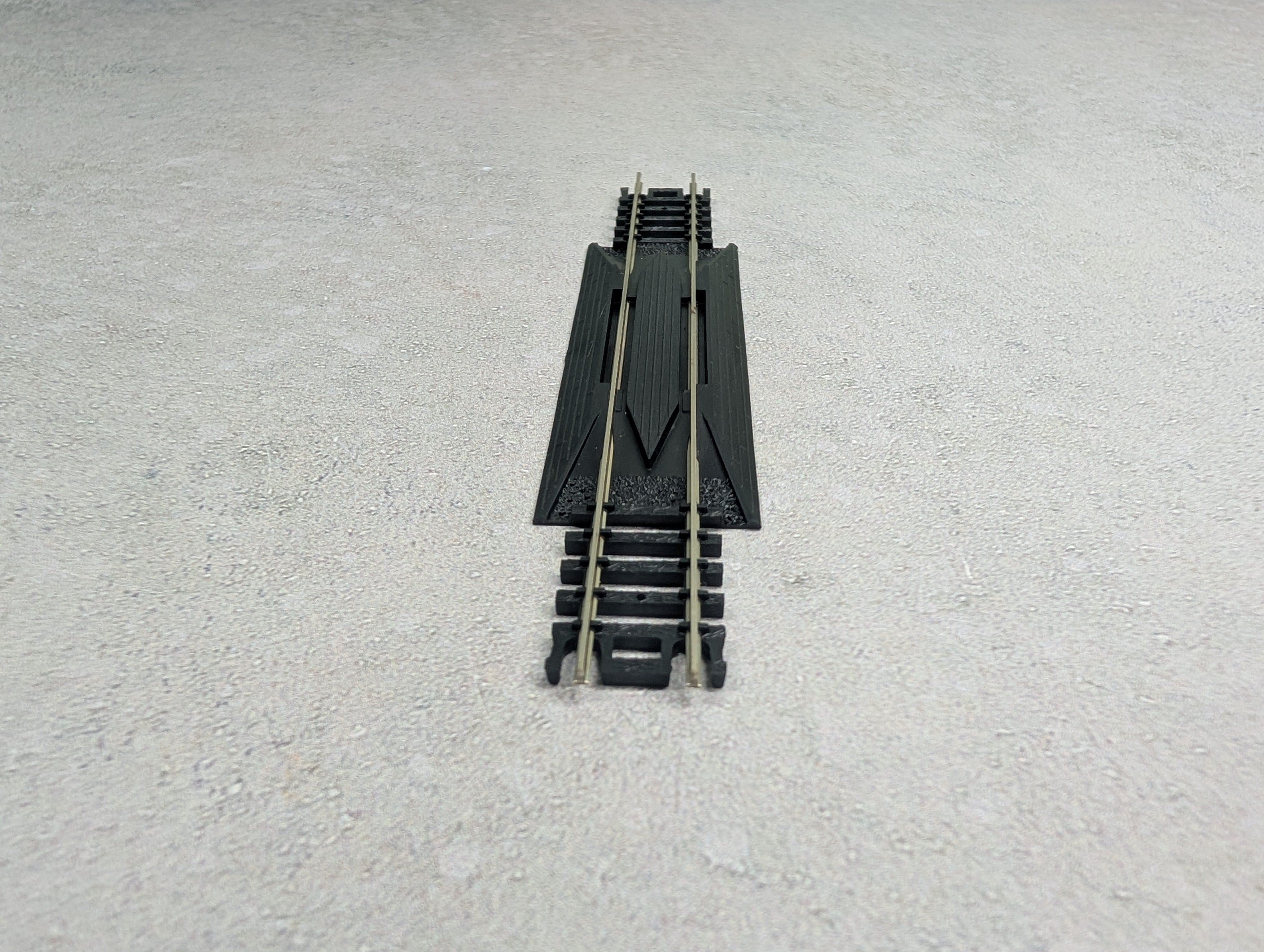 USED Atlas 2532 N Scale Straight Rerailer - Code 80
