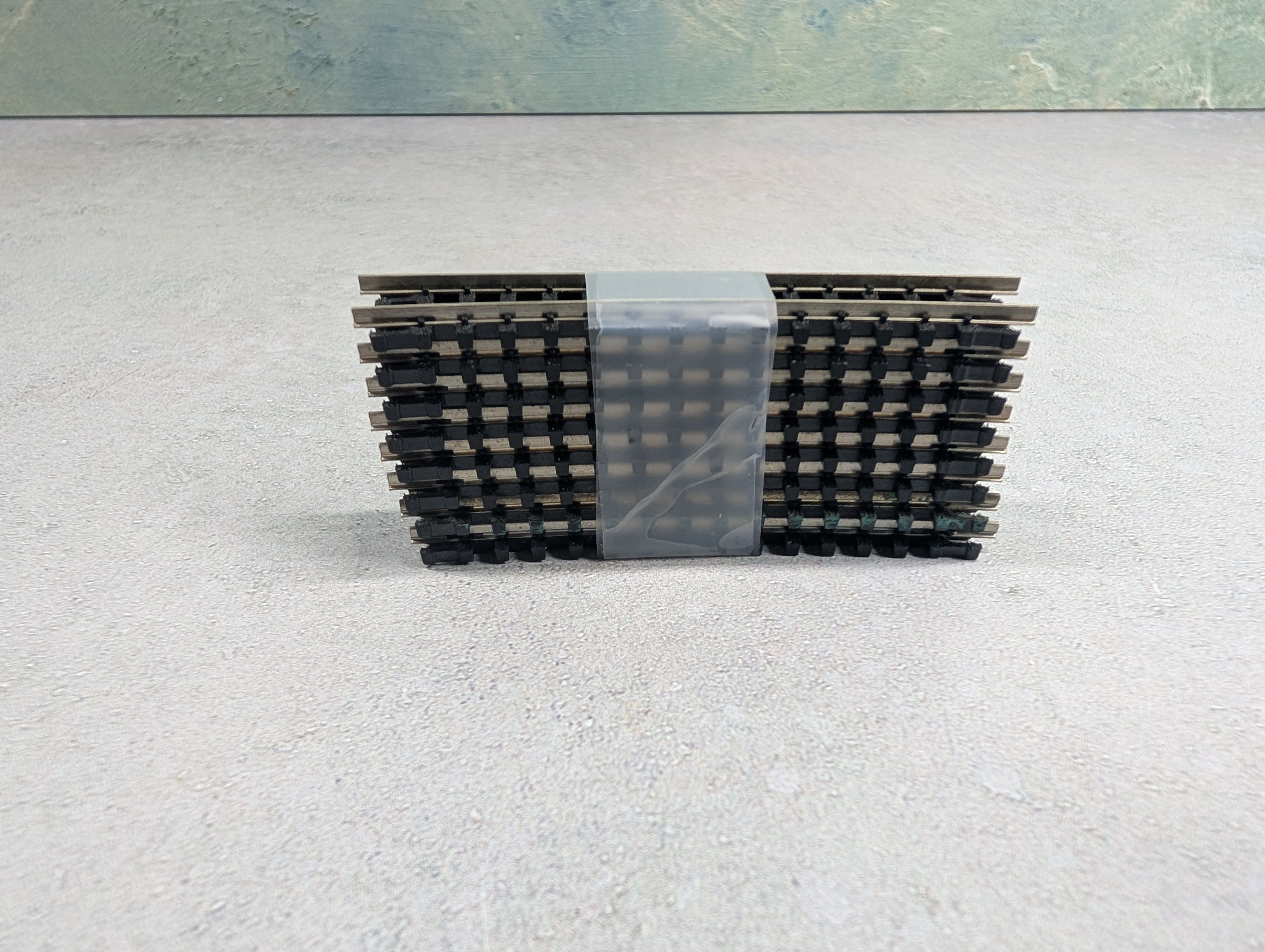 USED Atlas 2521 N Scale 1/2 Piece 11" Radius Track - Code 80 (8 pcs)