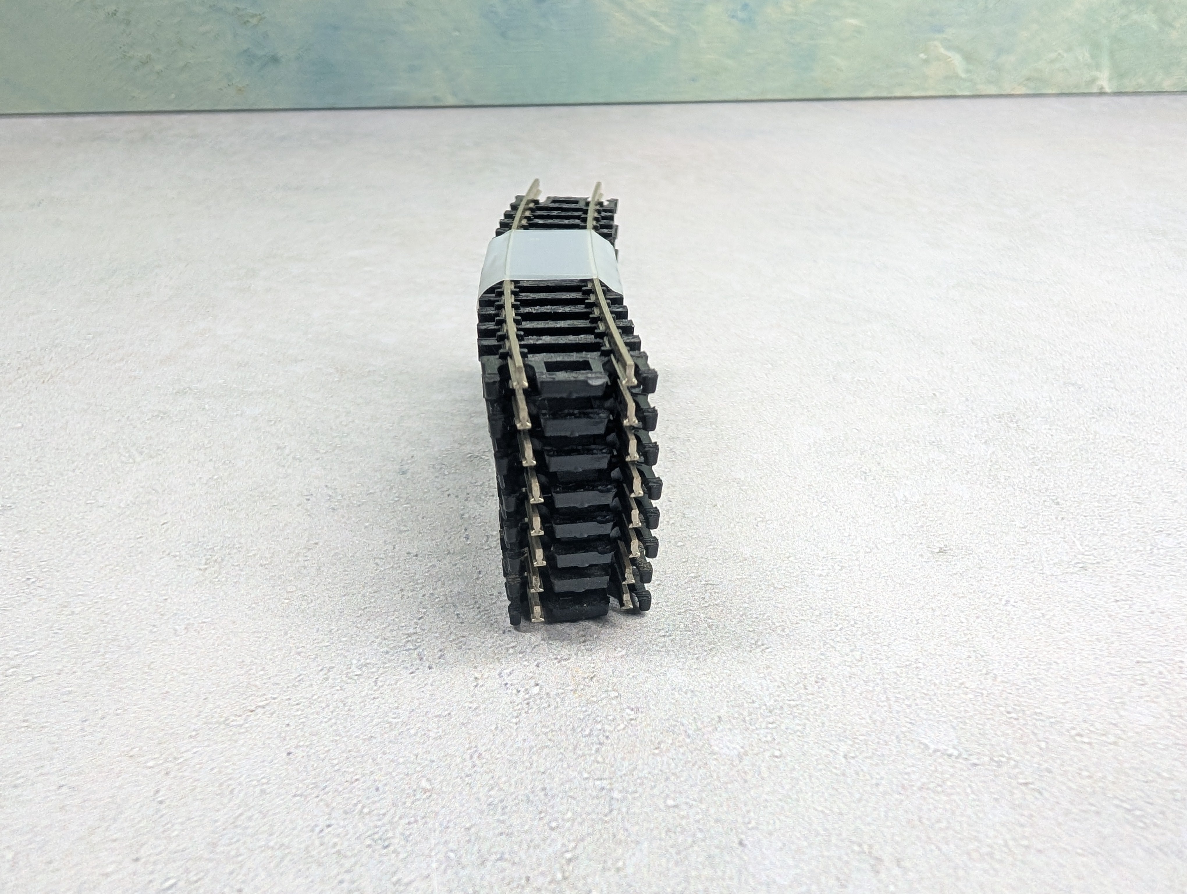 USED Atlas 2521 N Scale 1/2 Piece 11" Radius Track - Code 80 (8 pcs)