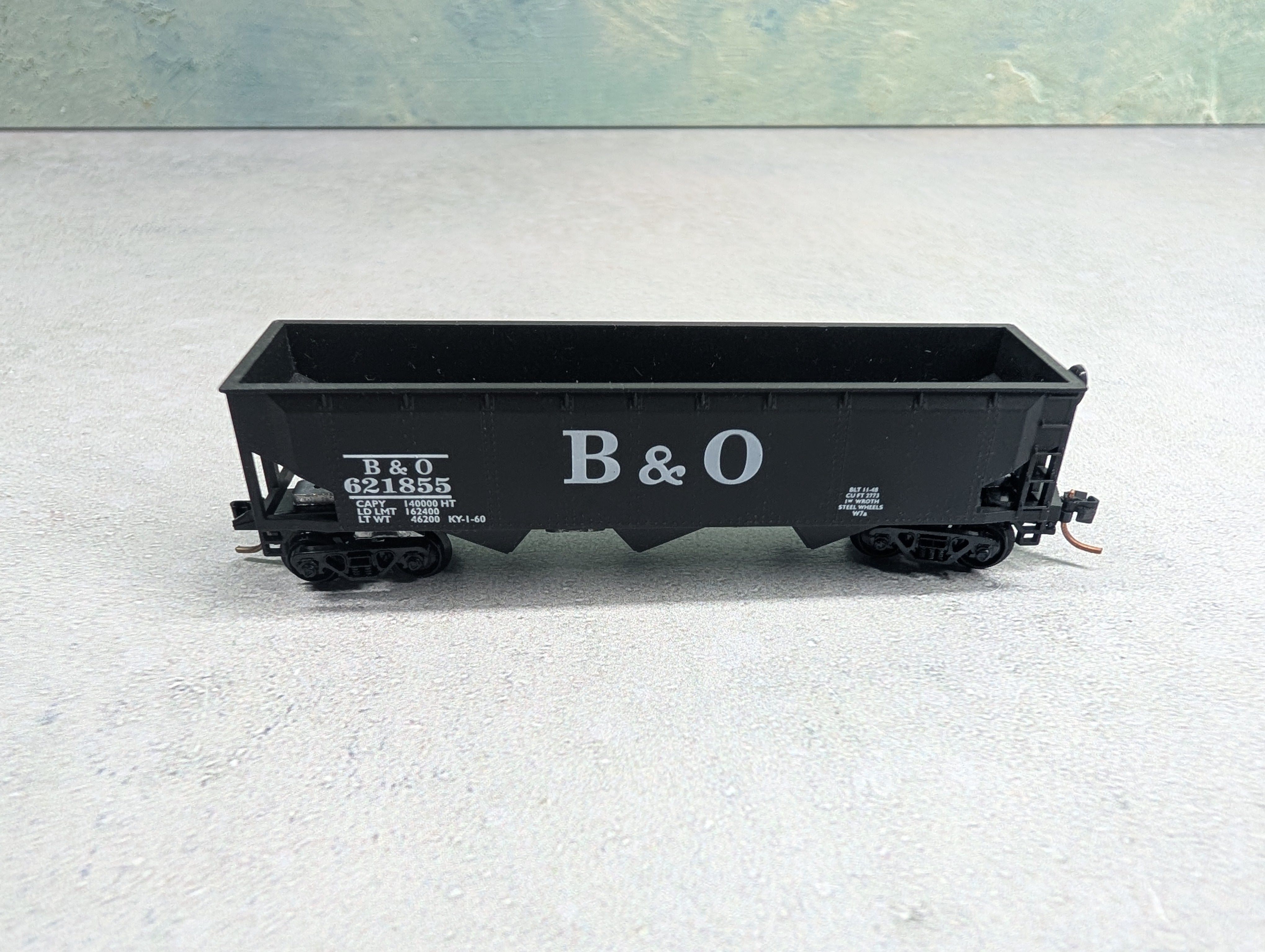 USED Roundhouse N Scale 3 Bay Open Hopper Baltimore and Ohio B&O #621855 Knuckle Couplers