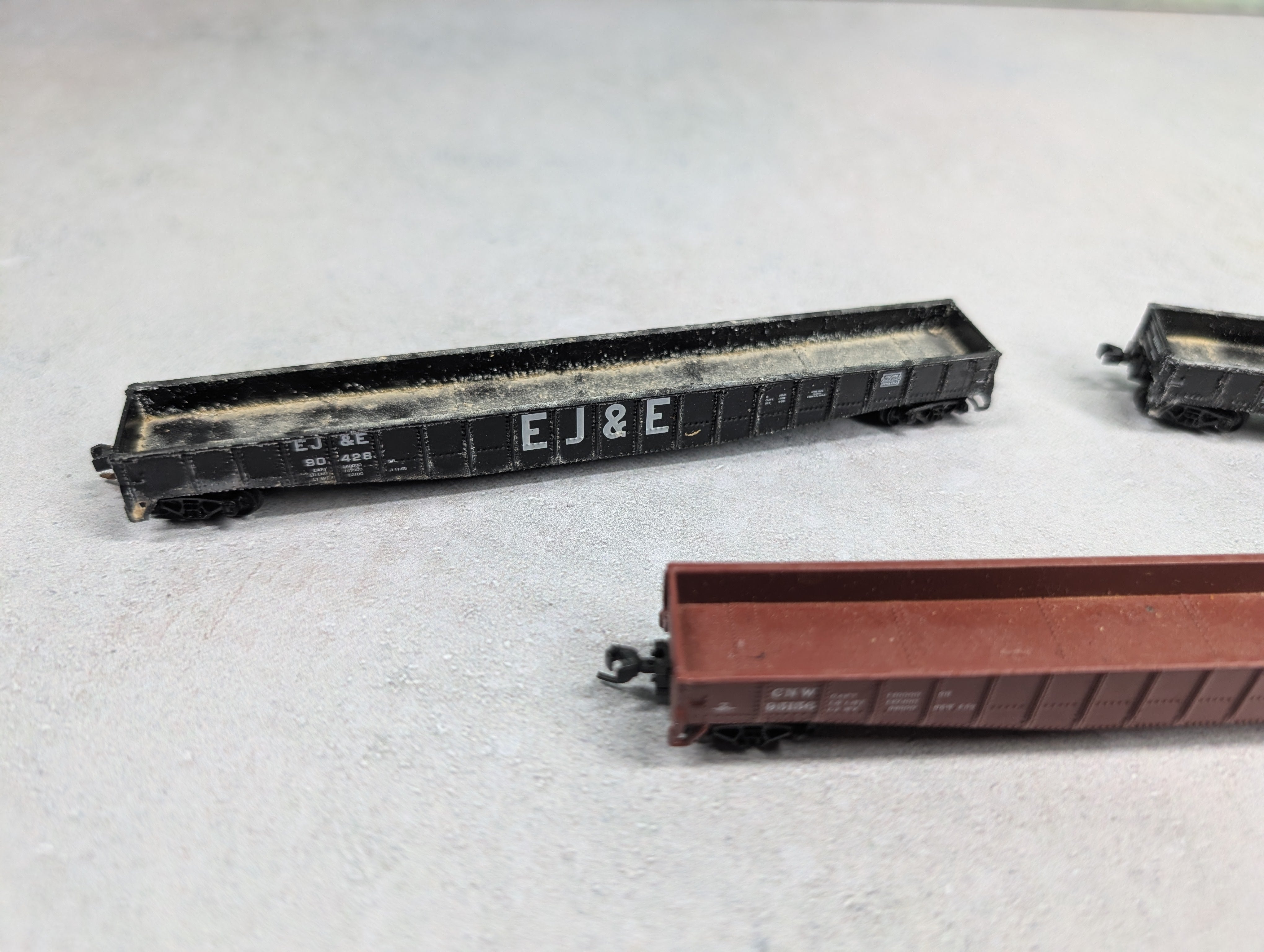 USED N Scale Gondola EJ&E, Wabash & CNW Knuckle Couplers (3 pcs)