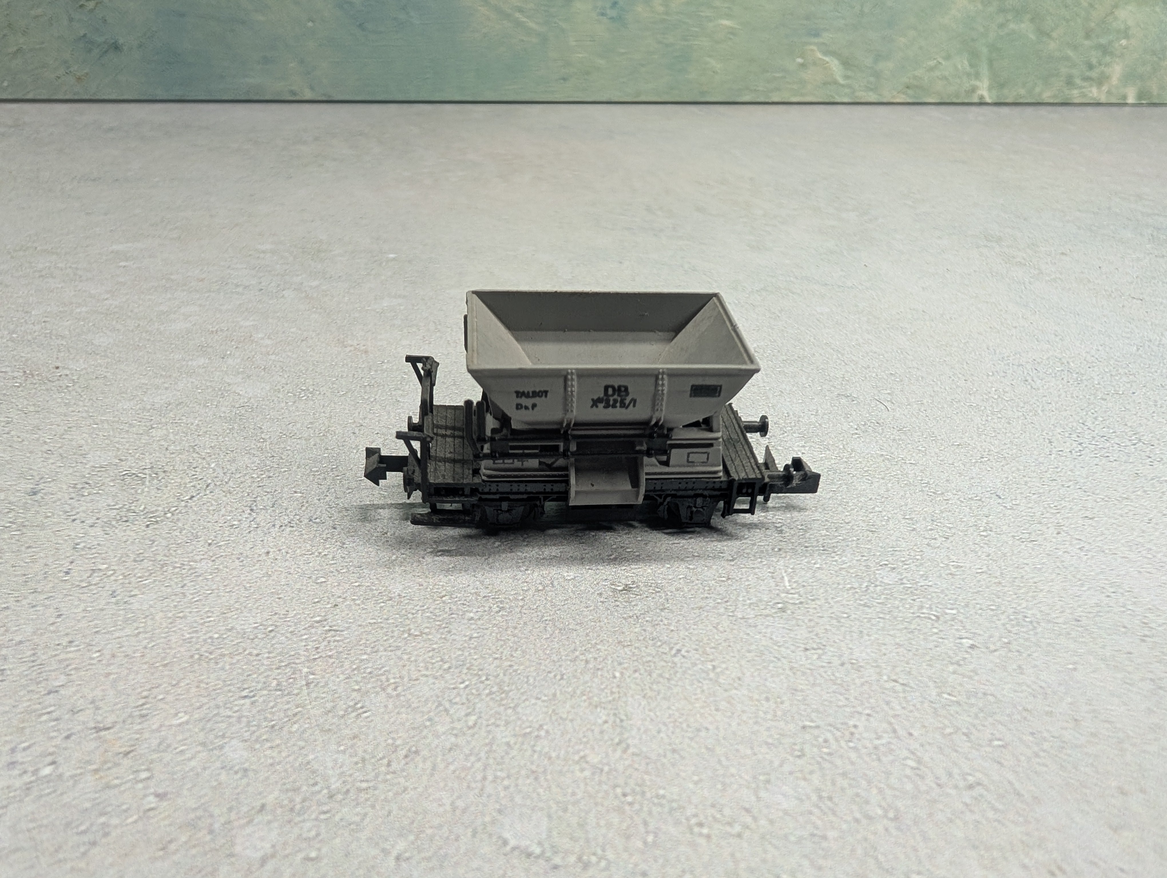USED Trix N Scale Mini Ballast Wagon Tallbot DB #325