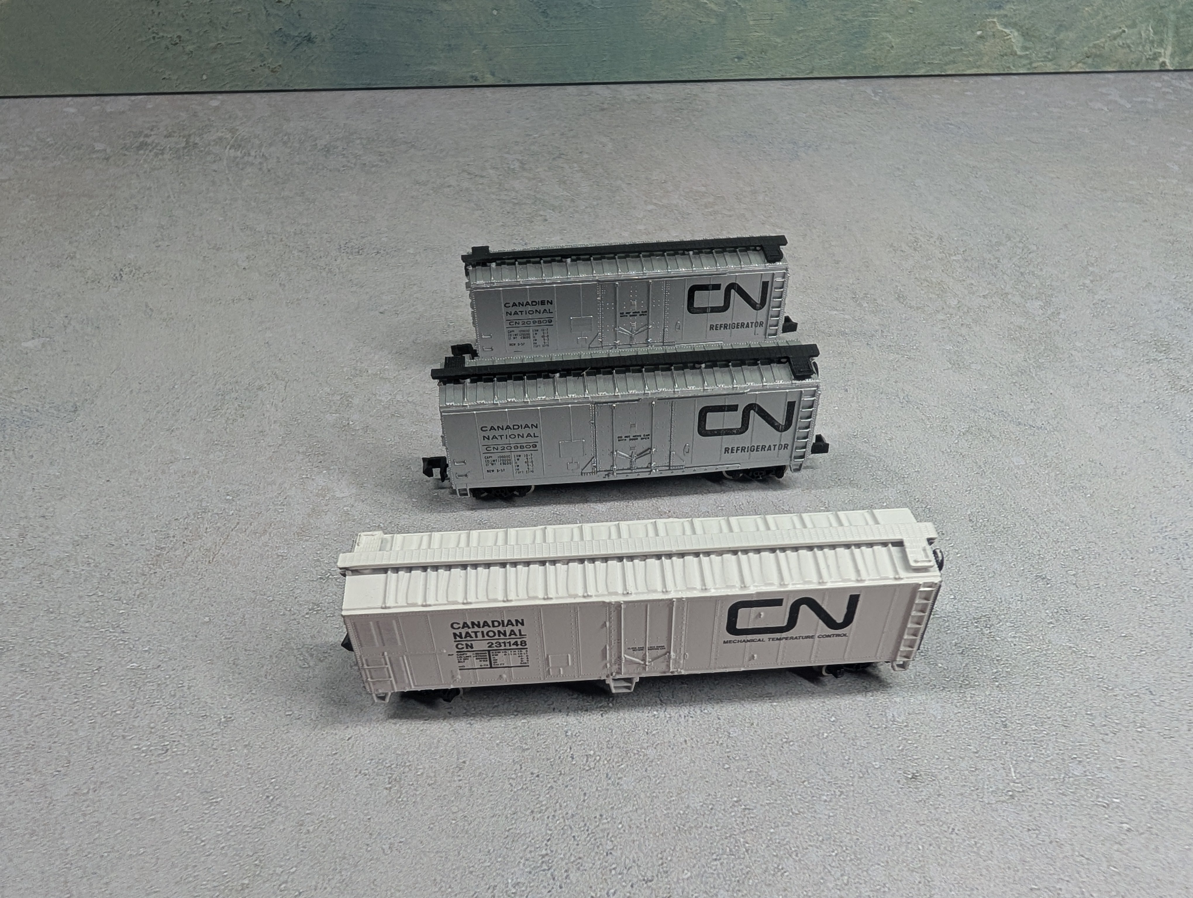 USED N Scale Box Cars Canadian National CN (3 pcs)