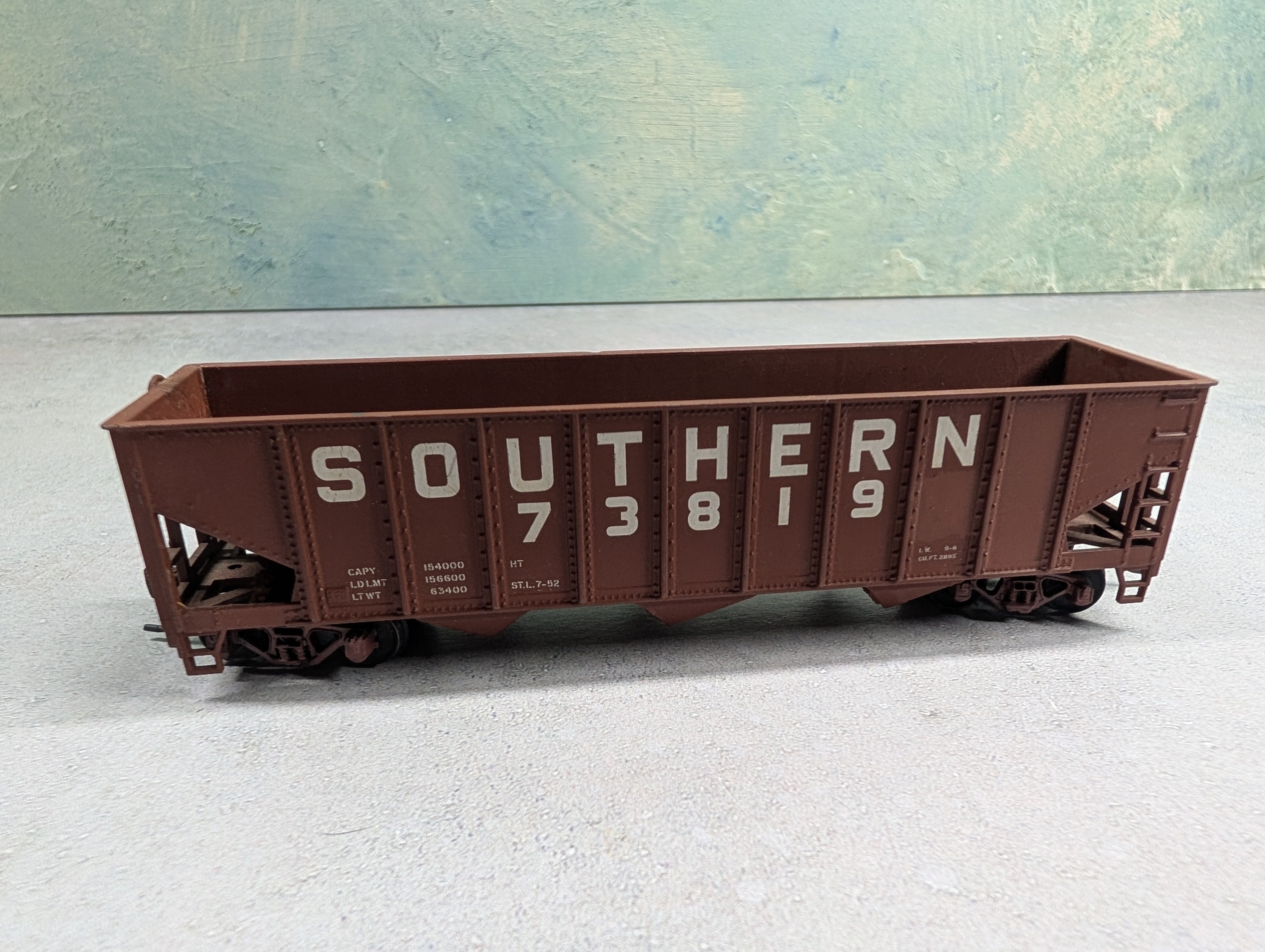 USED HO Scale 70 Ton 3 Bay Hopper Southern #73819 Decal