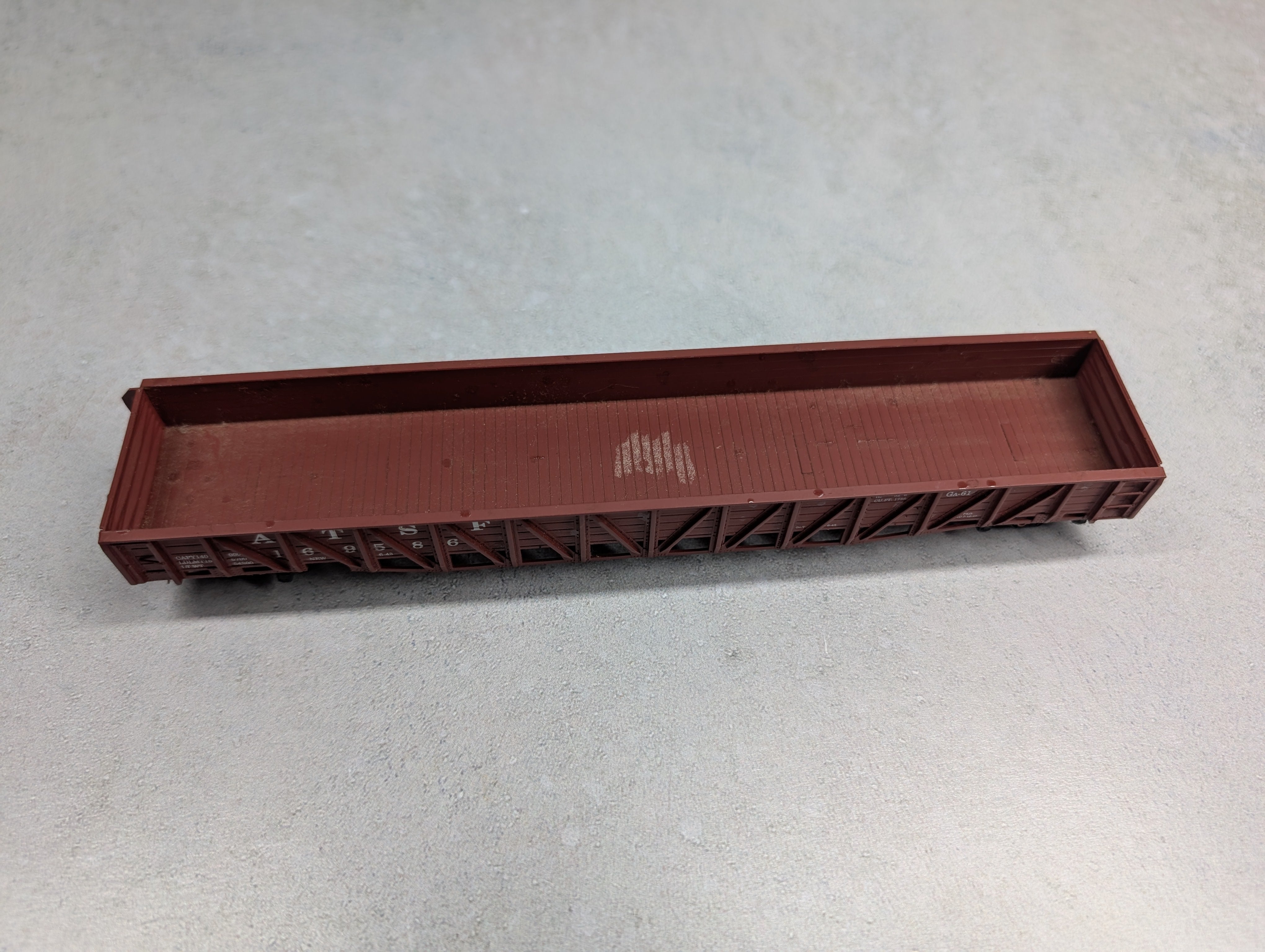 USED HO Scale Gondola ATSF #169586