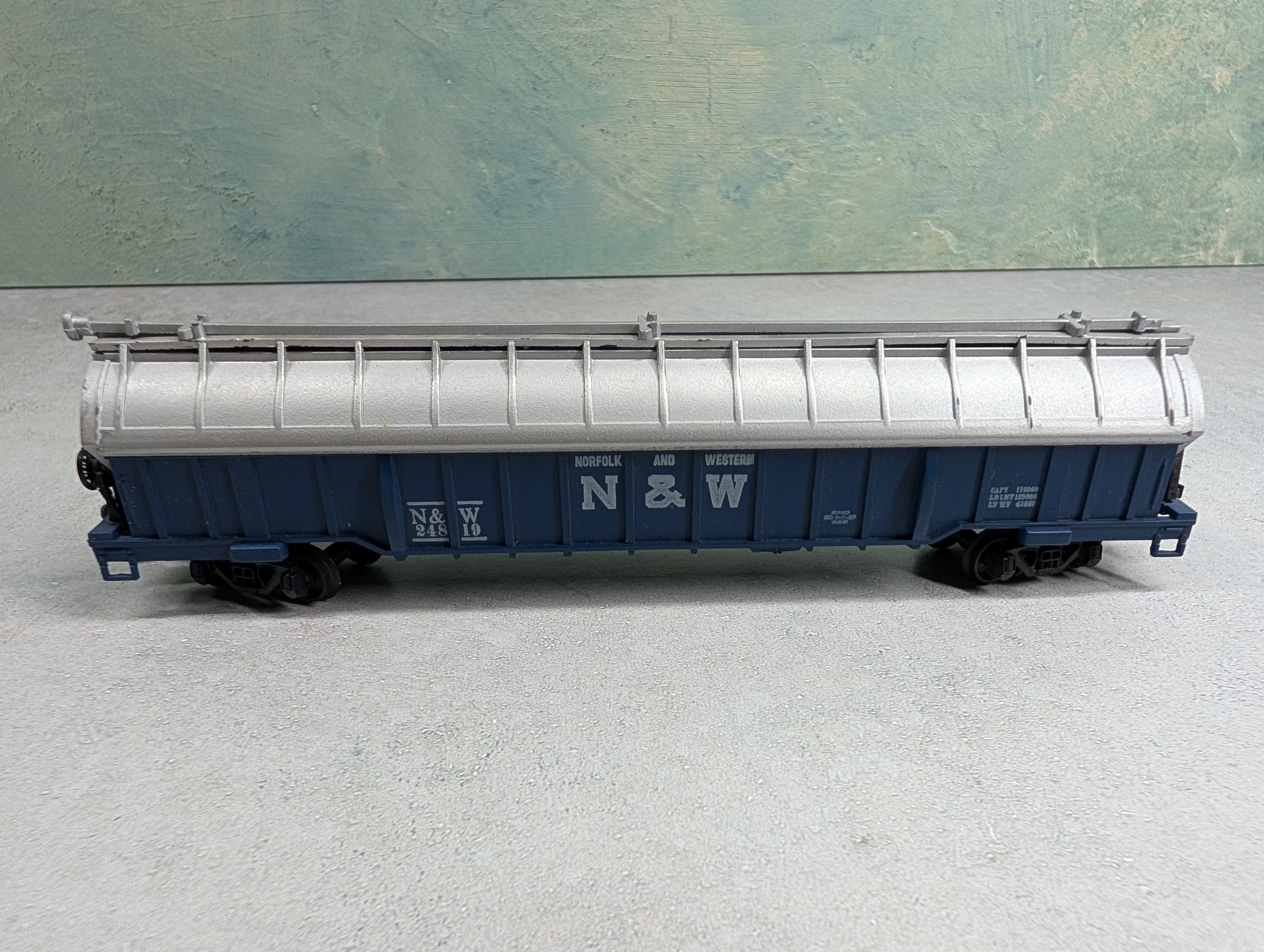 USED AHM HO Scale Coil Car Norfolk & Western N&W #24819