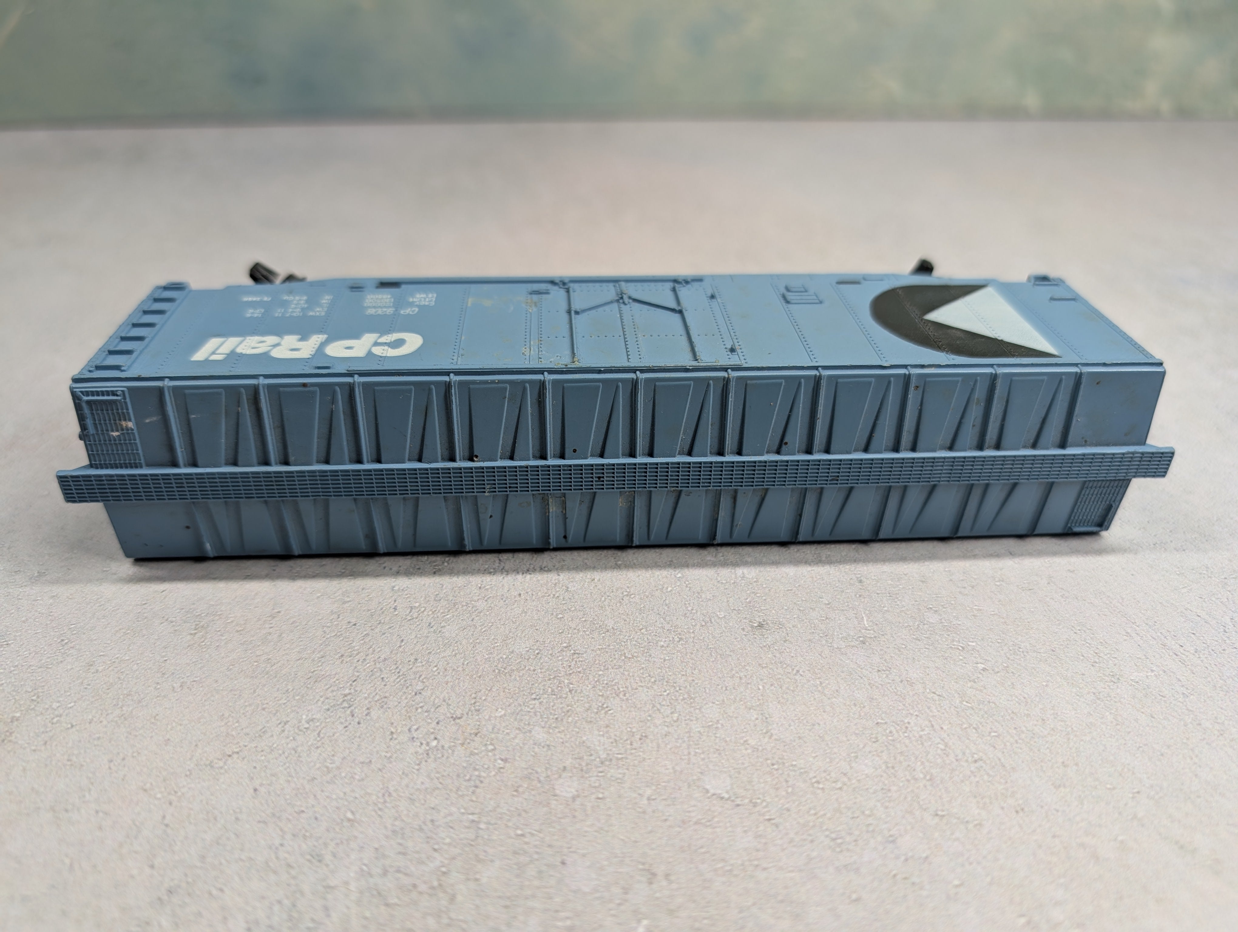 USED Tyco HO Scale 50' Box Car Canadian Pacific CP #9208