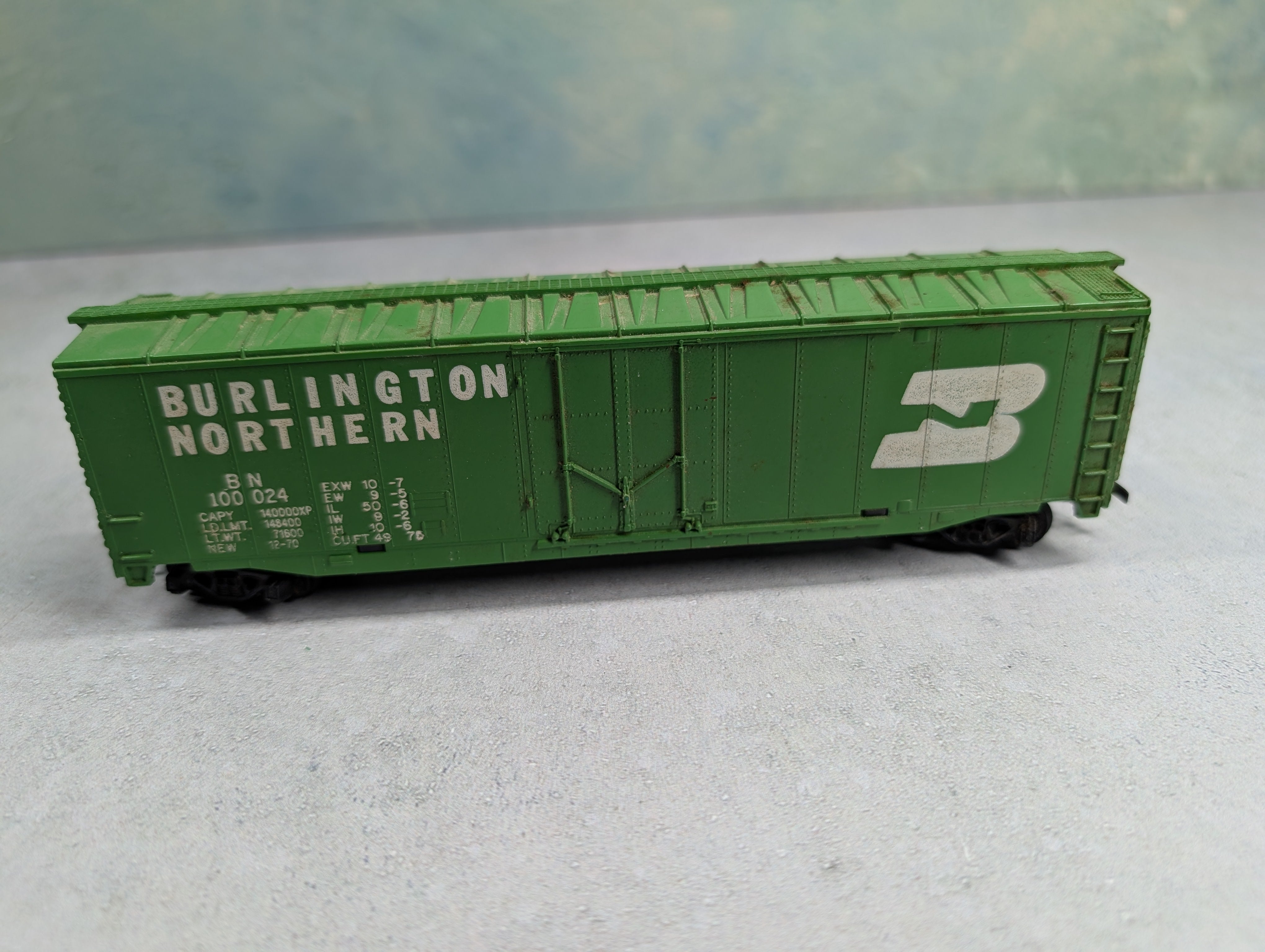 USED Tyco HO Scale 50' Box Car Burlington Northern BN #100024