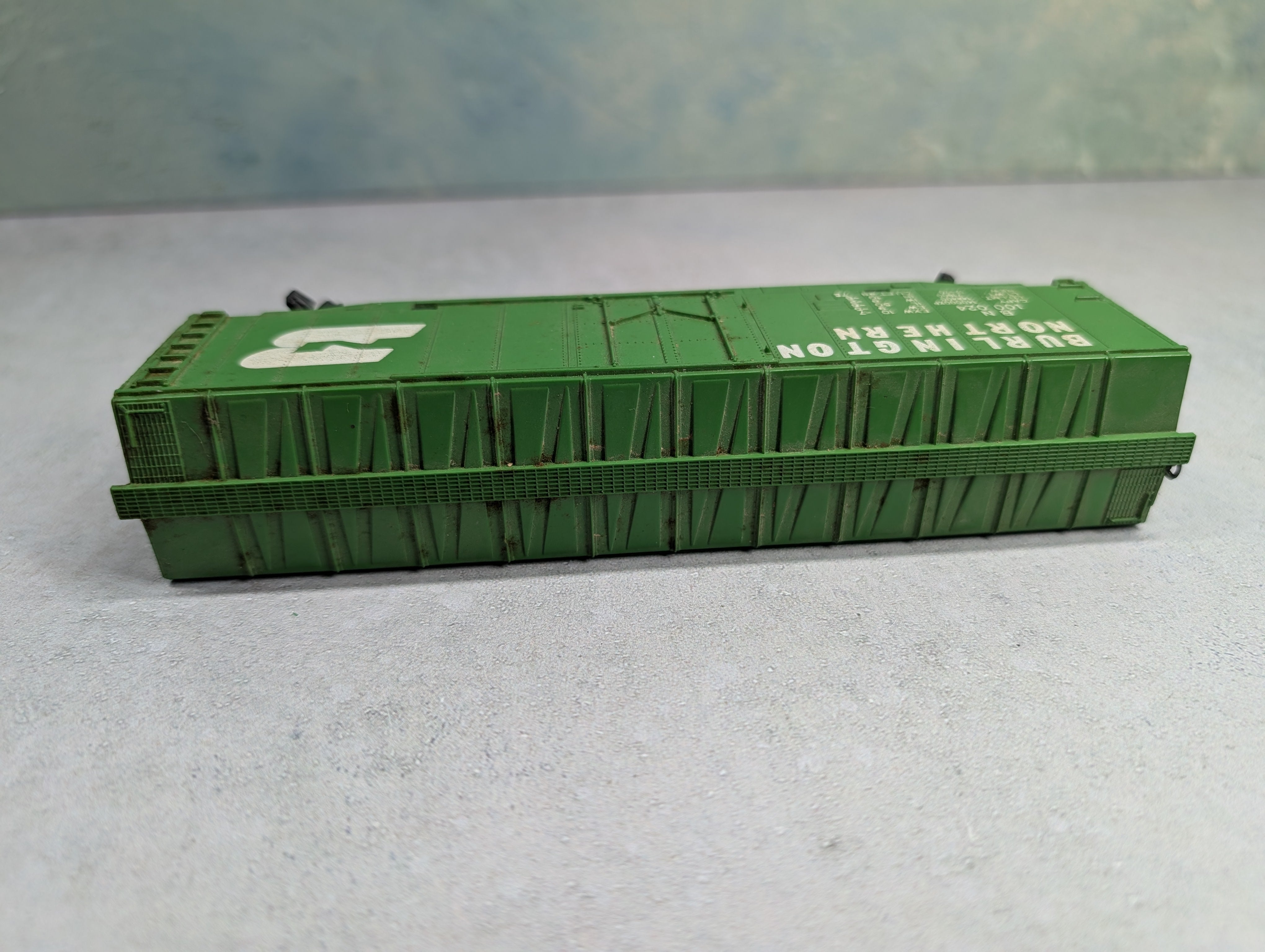 USED Tyco HO Scale 50' Box Car Burlington Northern BN #100024