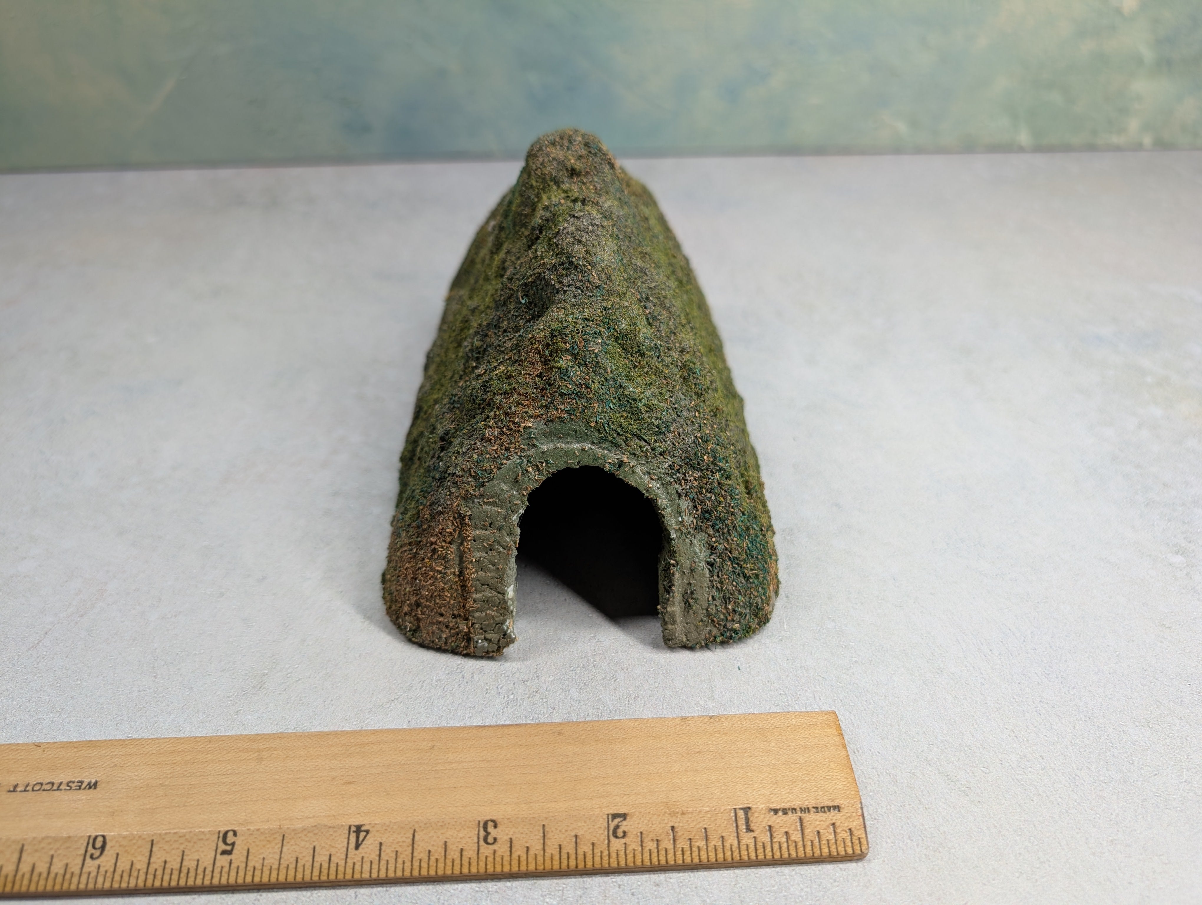 USED N Scale Foam Mountain with Tunnel