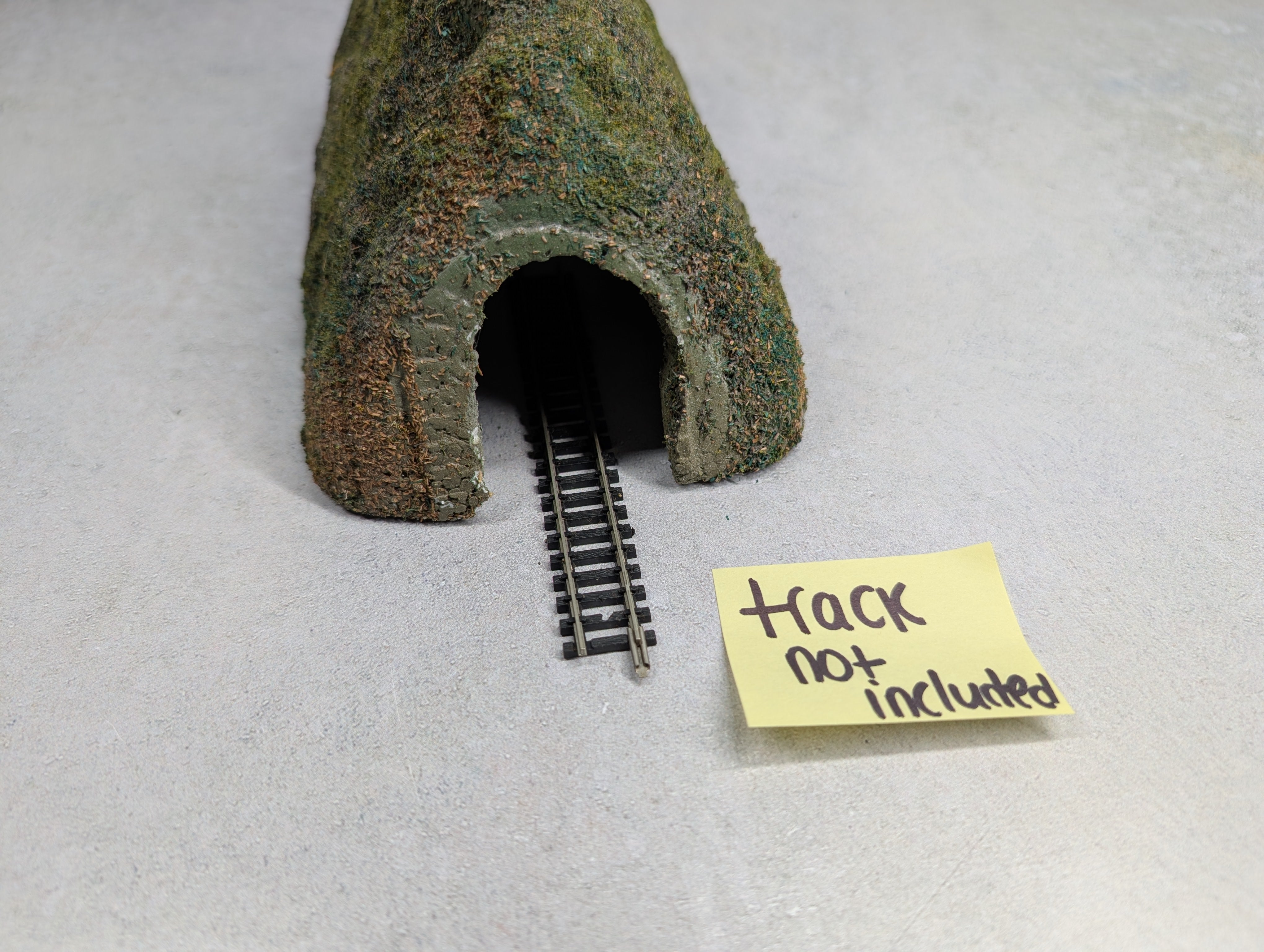 USED N Scale Foam Mountain with Tunnel