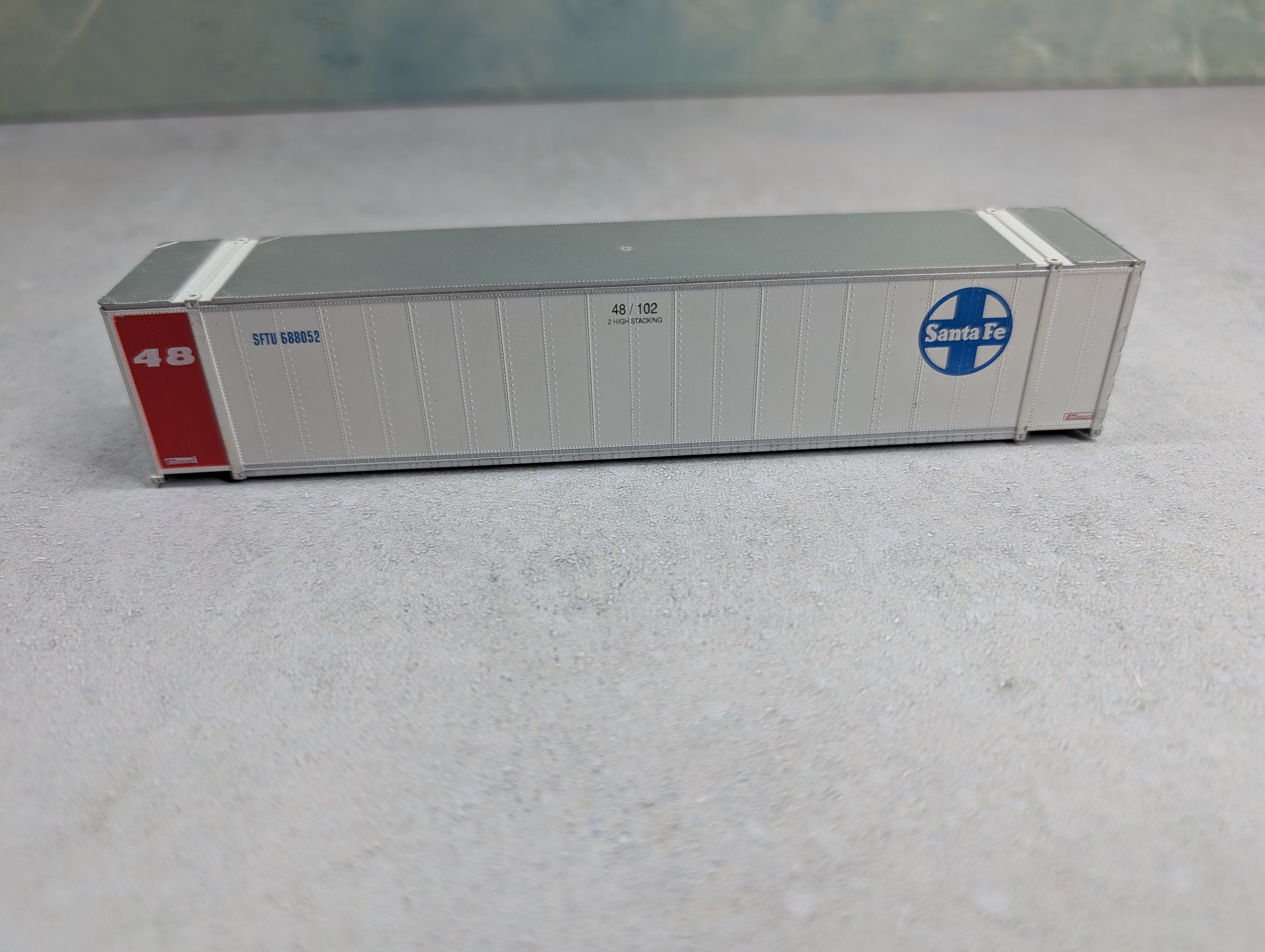USED Athearn HO Scale 48' Container Santa Fe SFTU #688052