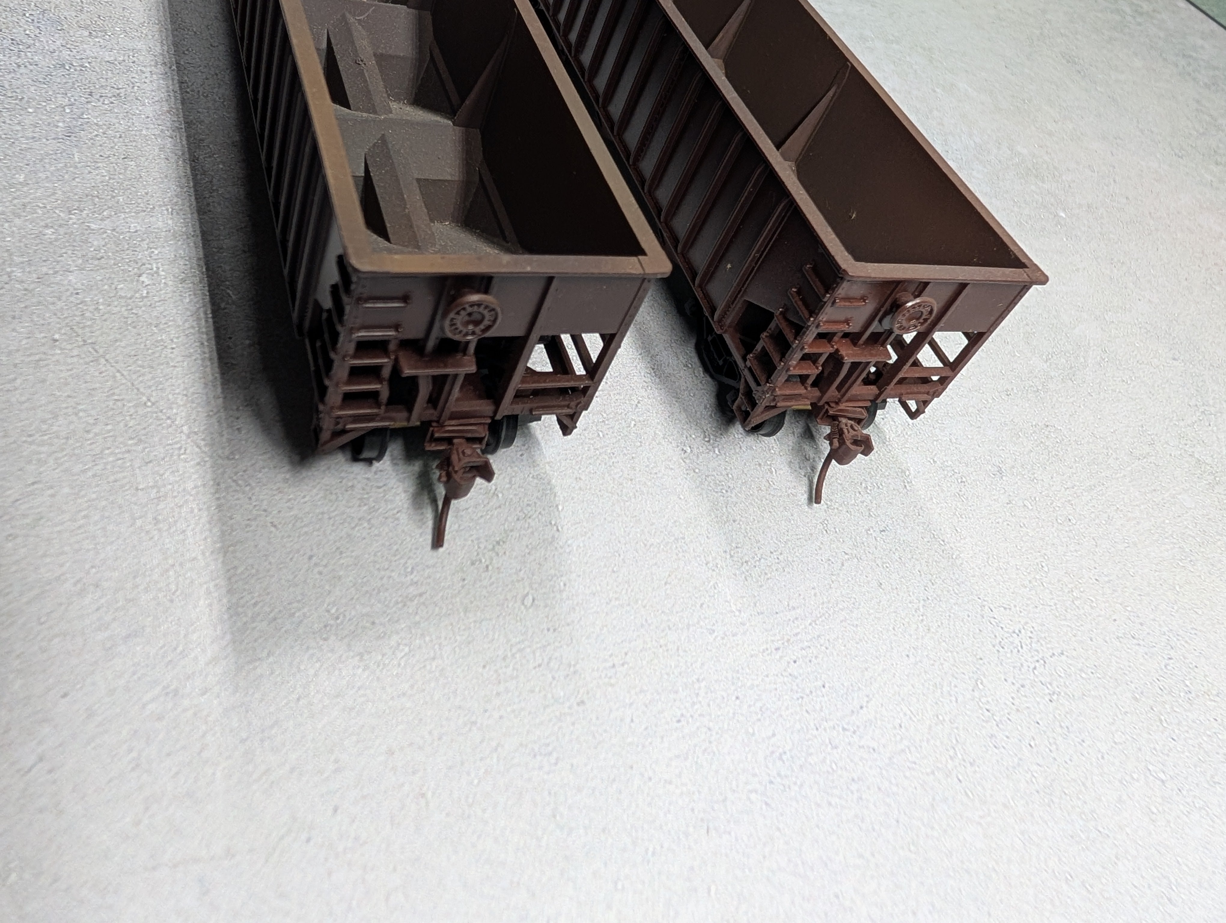 USED Stewart Hobbies 10000 HO Scale NYC/AAR 70 Ton 14 Panel Triple Hopper Undecorated (2 pcs)