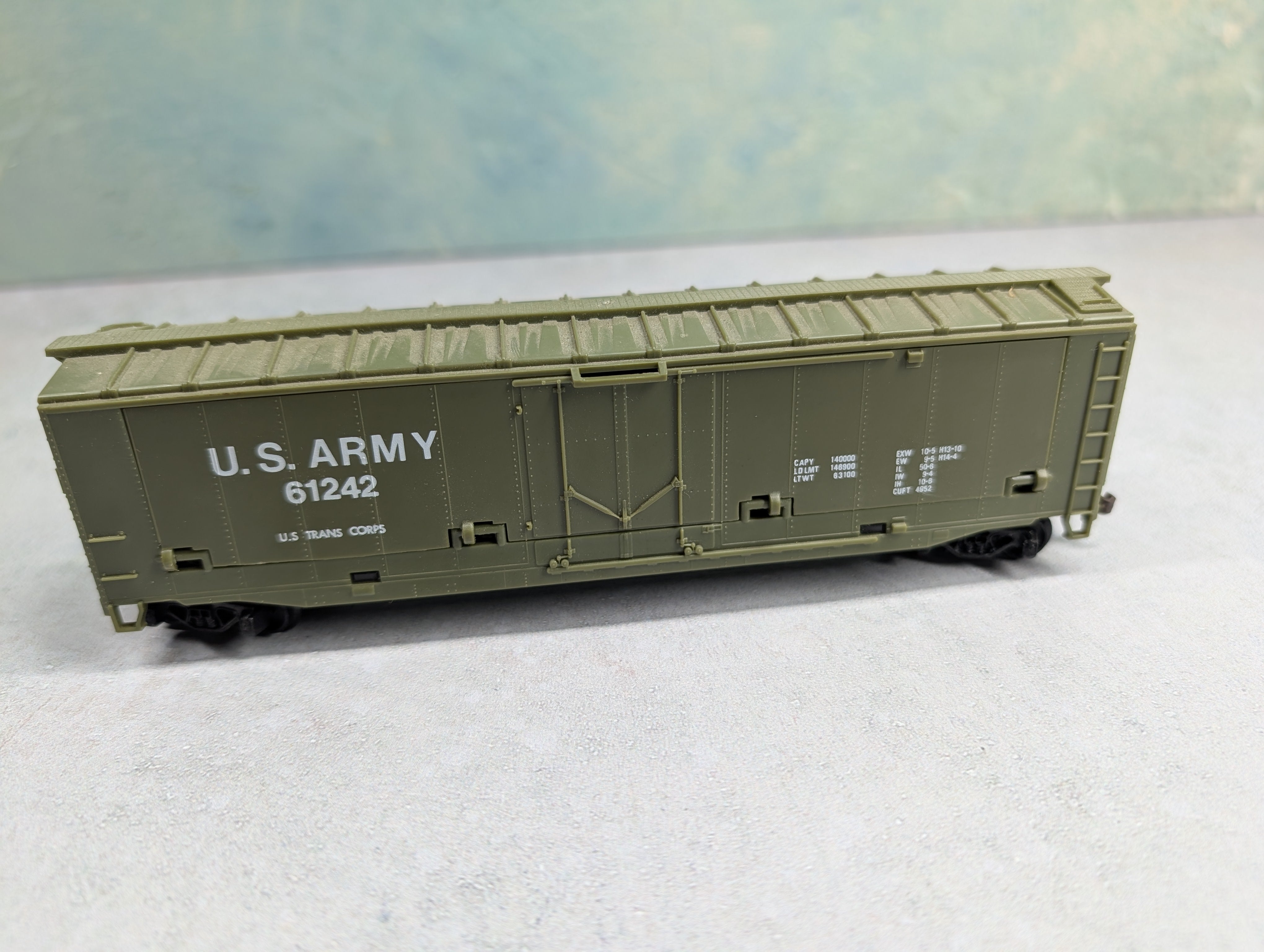 USED AHM HO Scale Hidden Artillery Tank Buster 50' Box Car US Army #61242
