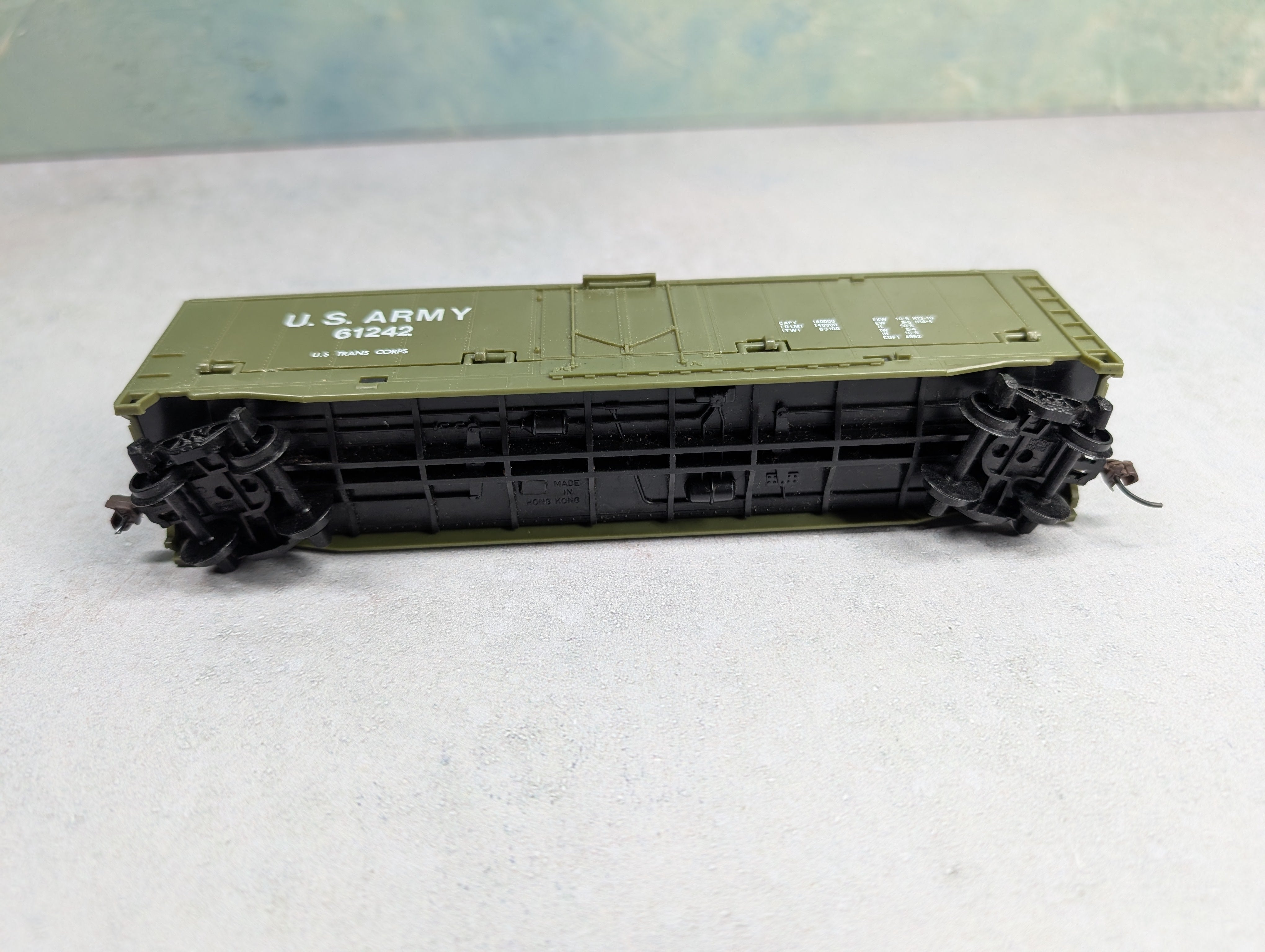 USED AHM HO Scale Hidden Artillery Tank Buster 50' Box Car US Army #61242
