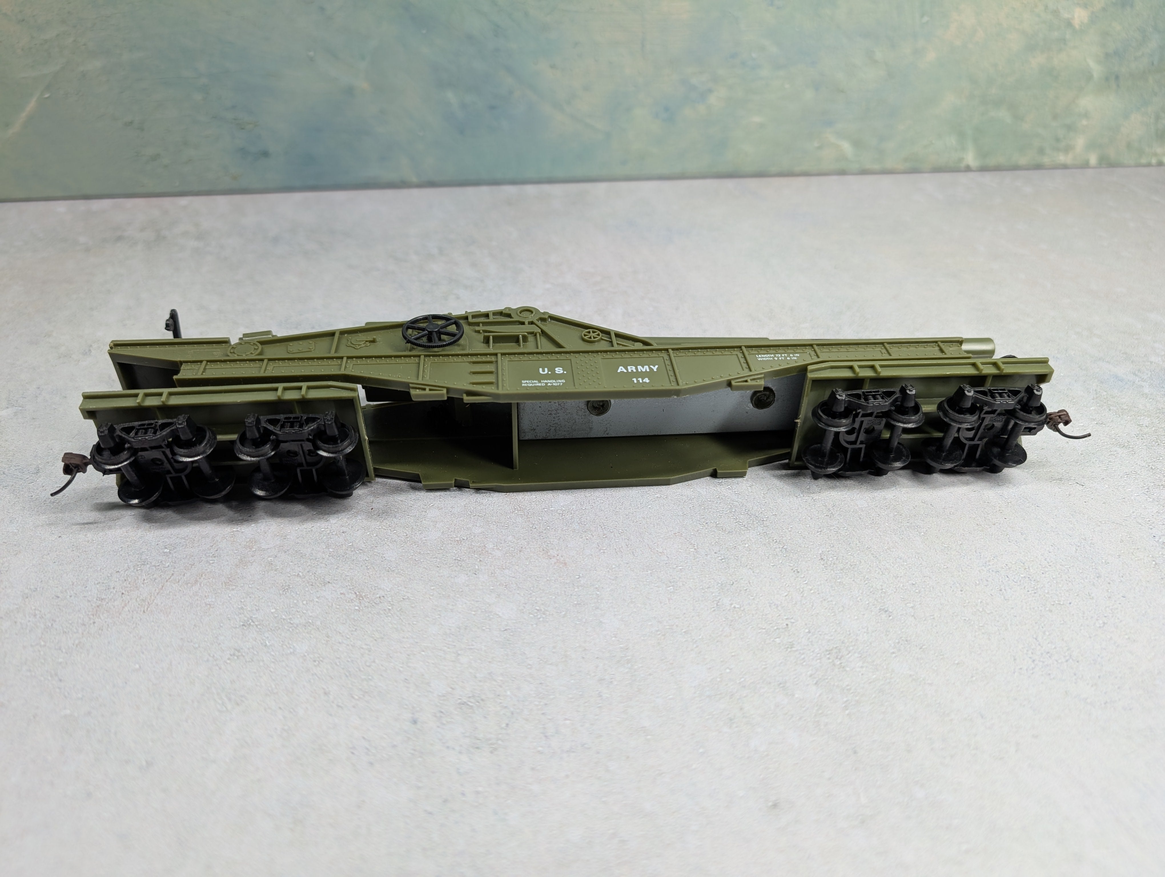 USED AHM HO Scale Railway Gun Car US Army #114