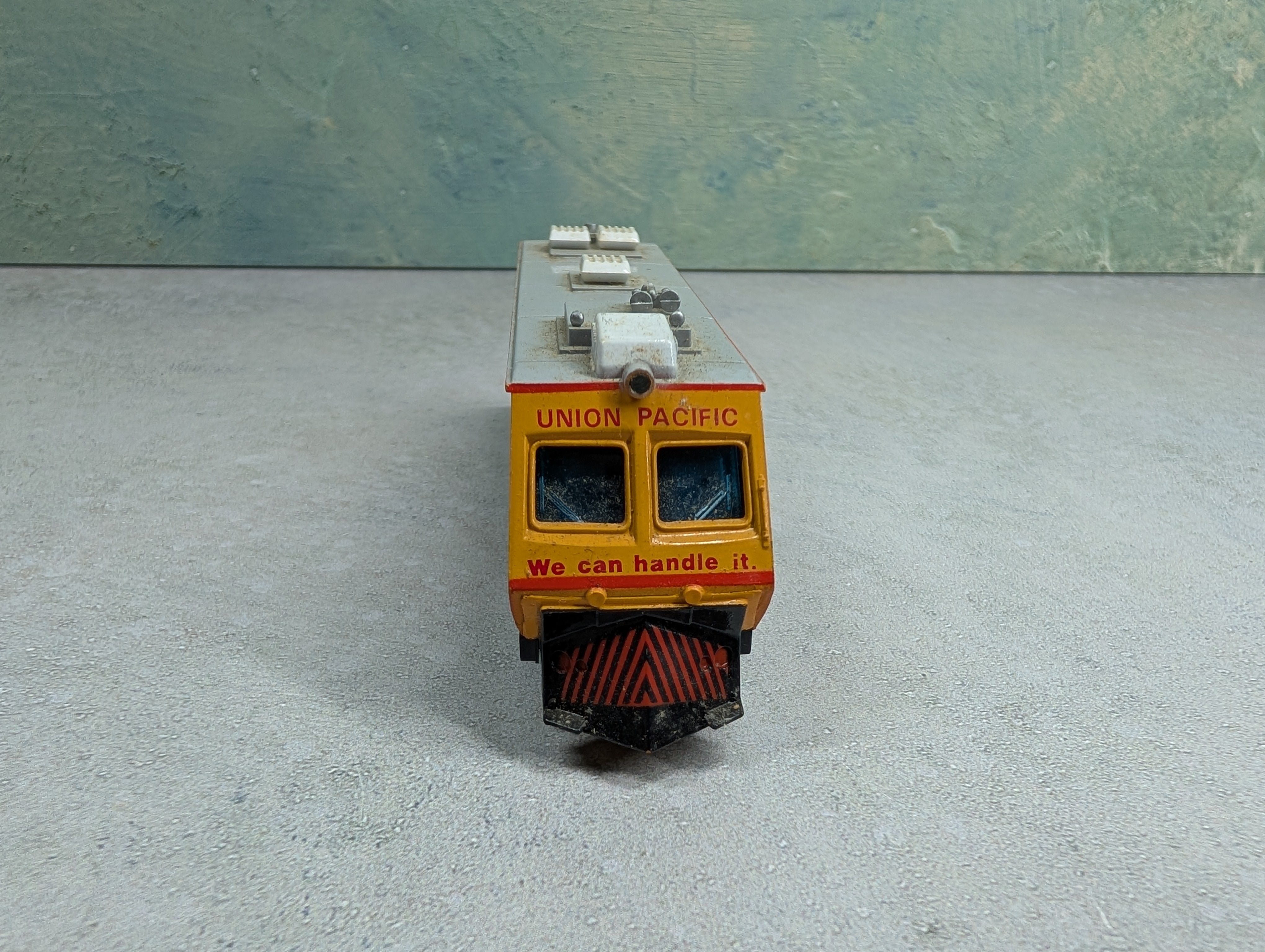 USED Bachmann HO Scale Plasser EM80C Track Cleaner Union Pacific #EC1 Parts/Repairs DC