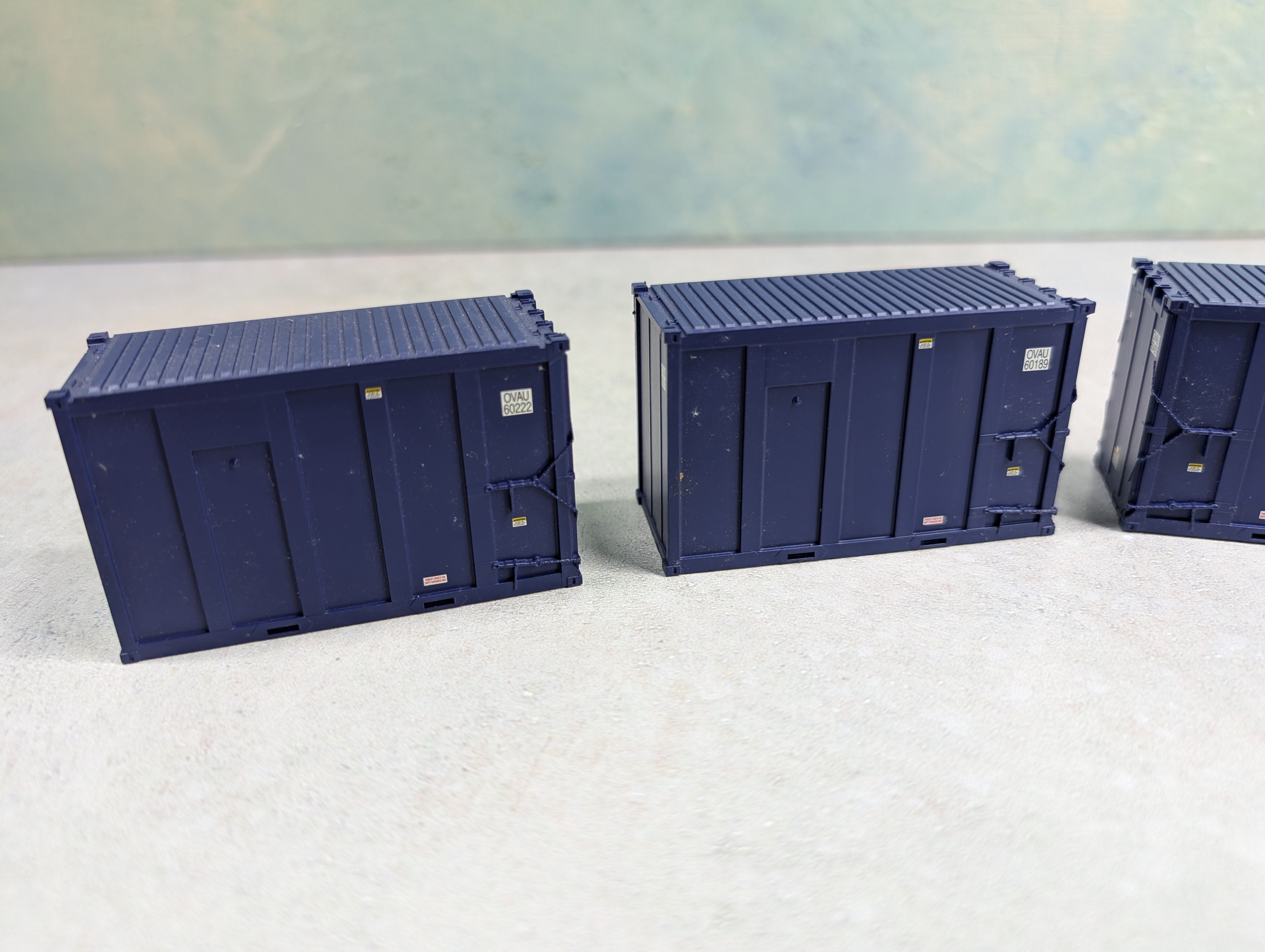 USED Atlas HO Scale 20' High-Cube Trash Container OVAU (4 pcs)
