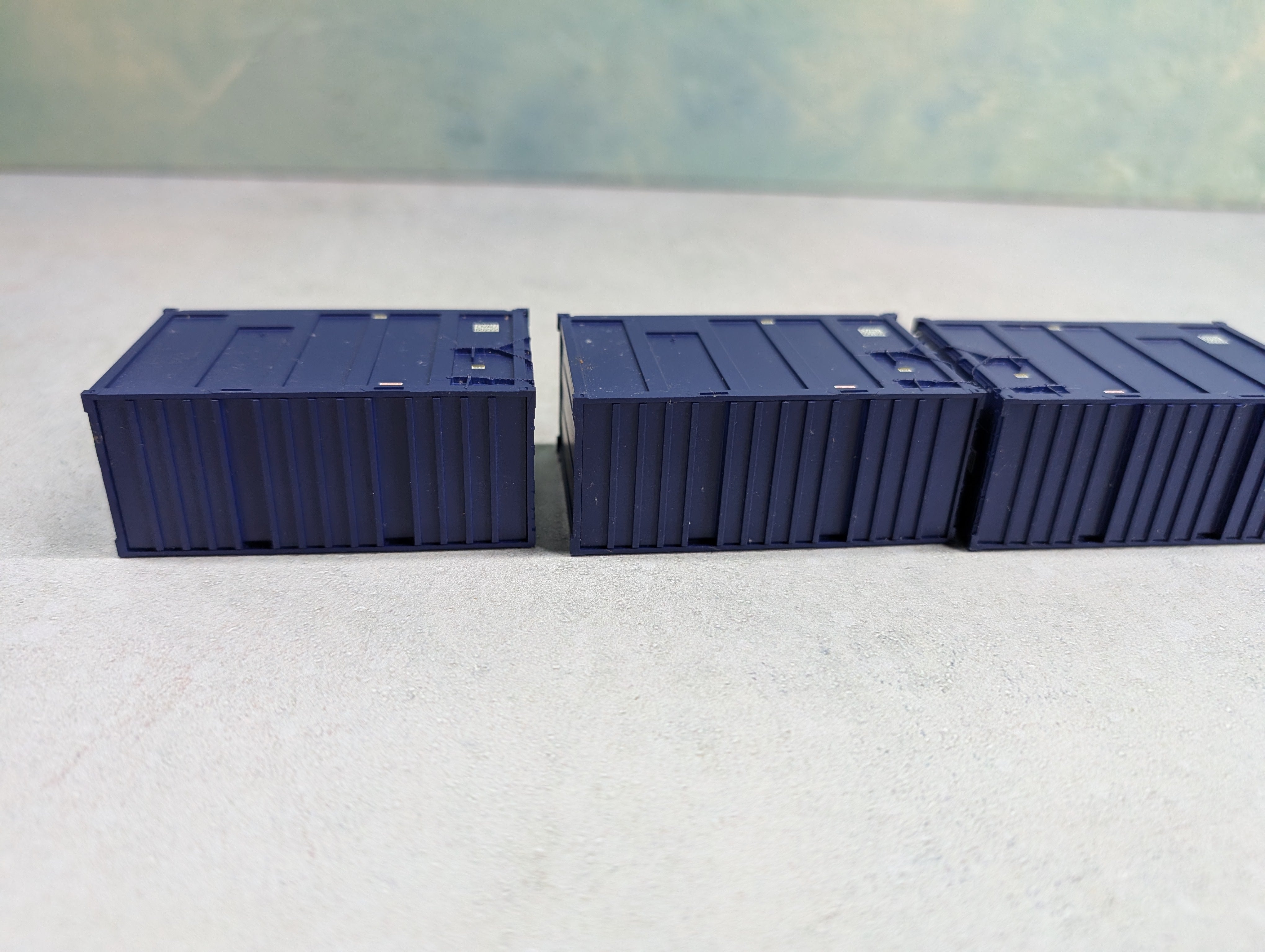 USED Atlas HO Scale 20' High-Cube Trash Container OVAU (4 pcs)