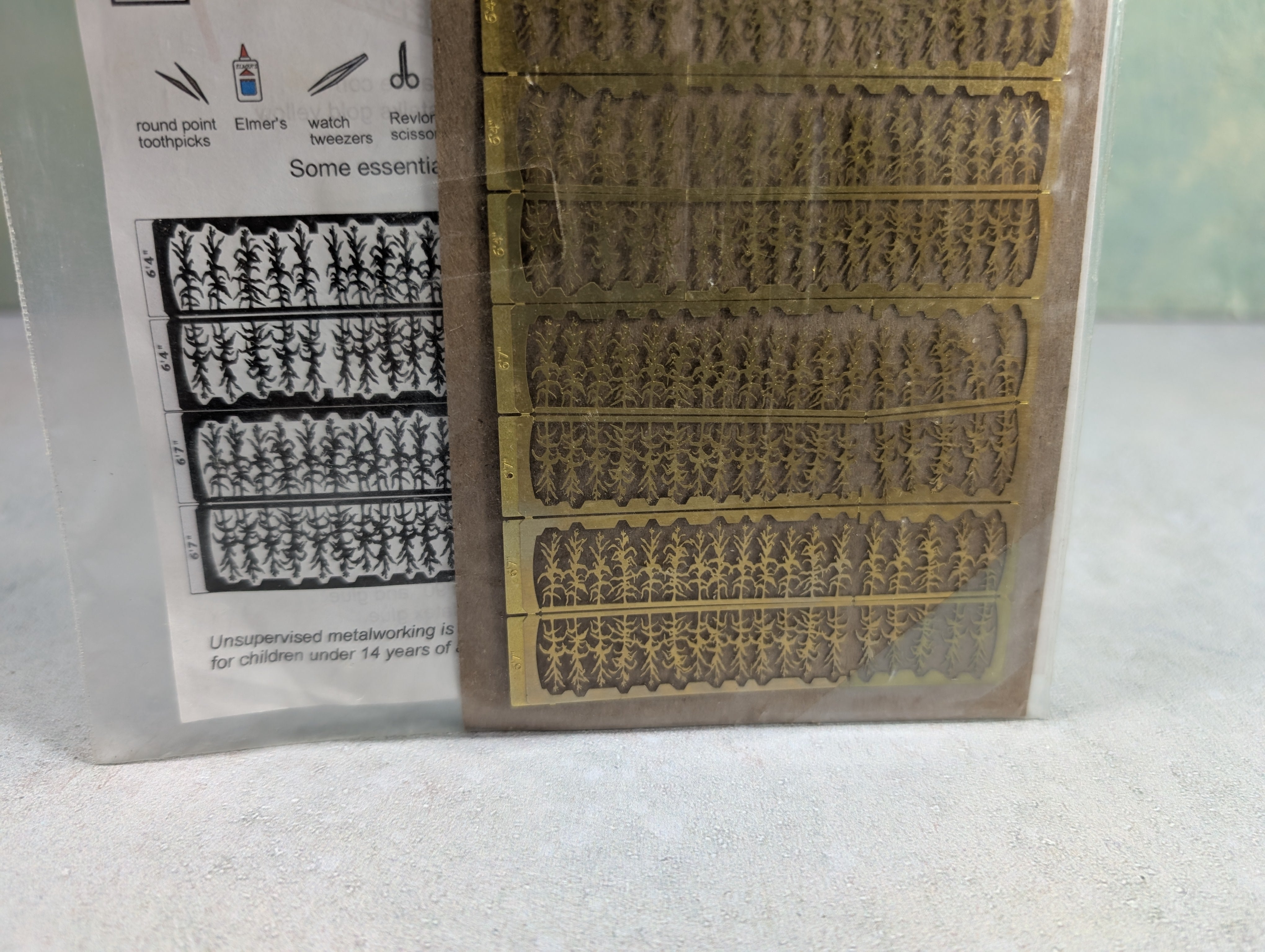 USED MicronArt 2088 N Scale Etched Metal Cornfield/Corn Stalks