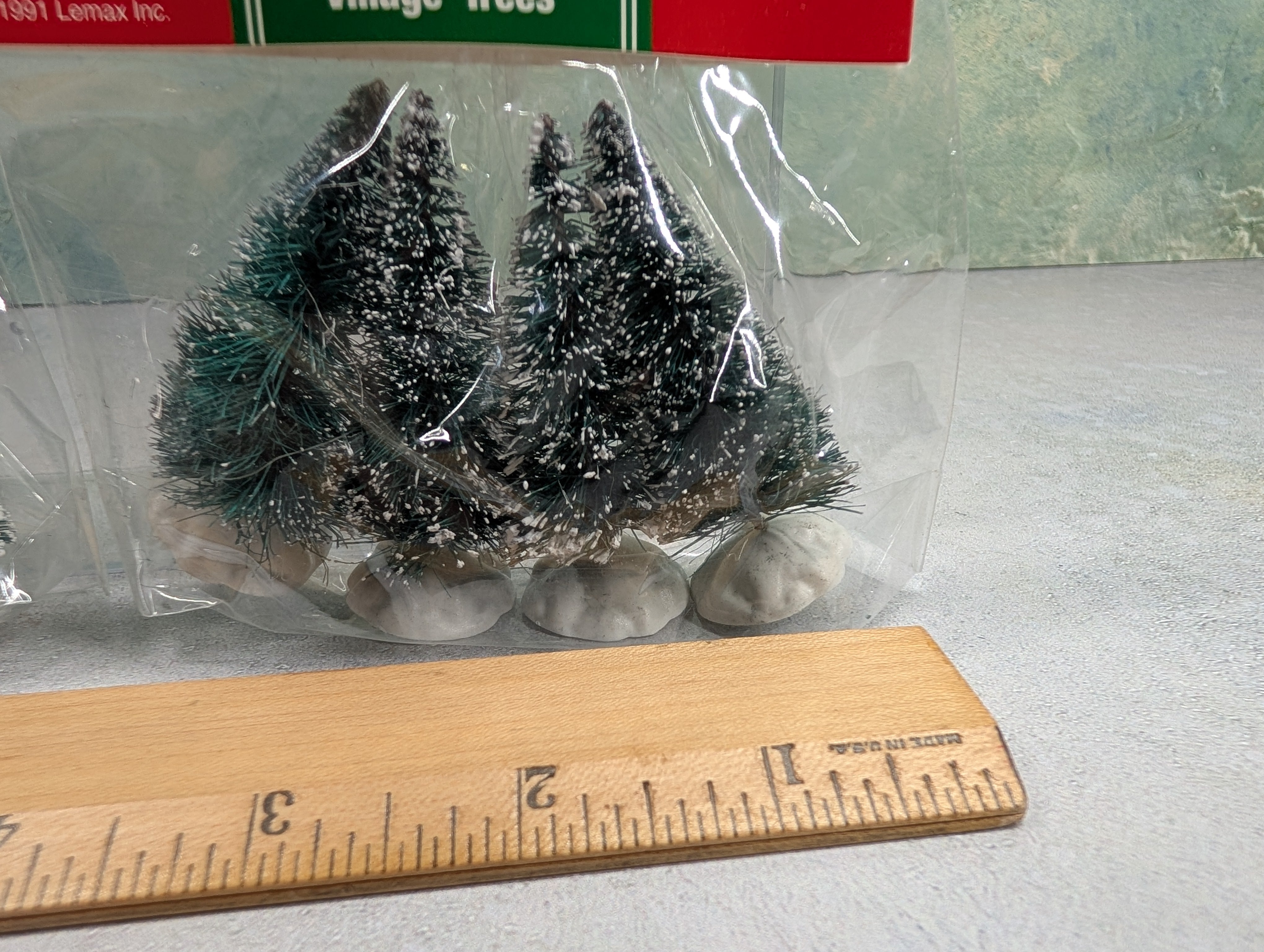 USED Lemax Multi Scale Snowy Trees (8 pcs)