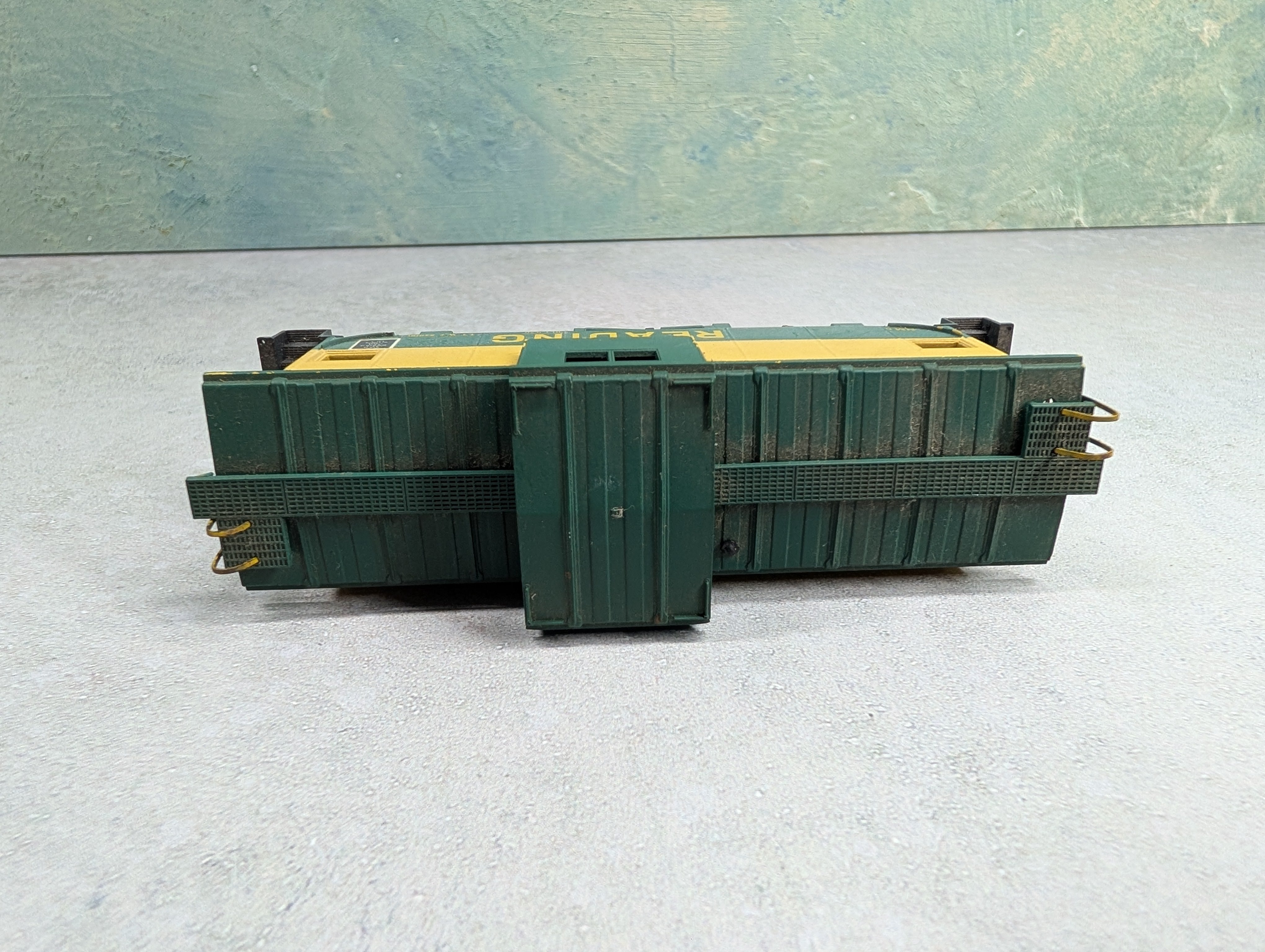 USED Athearn HO Scale Caboose Reading #92913