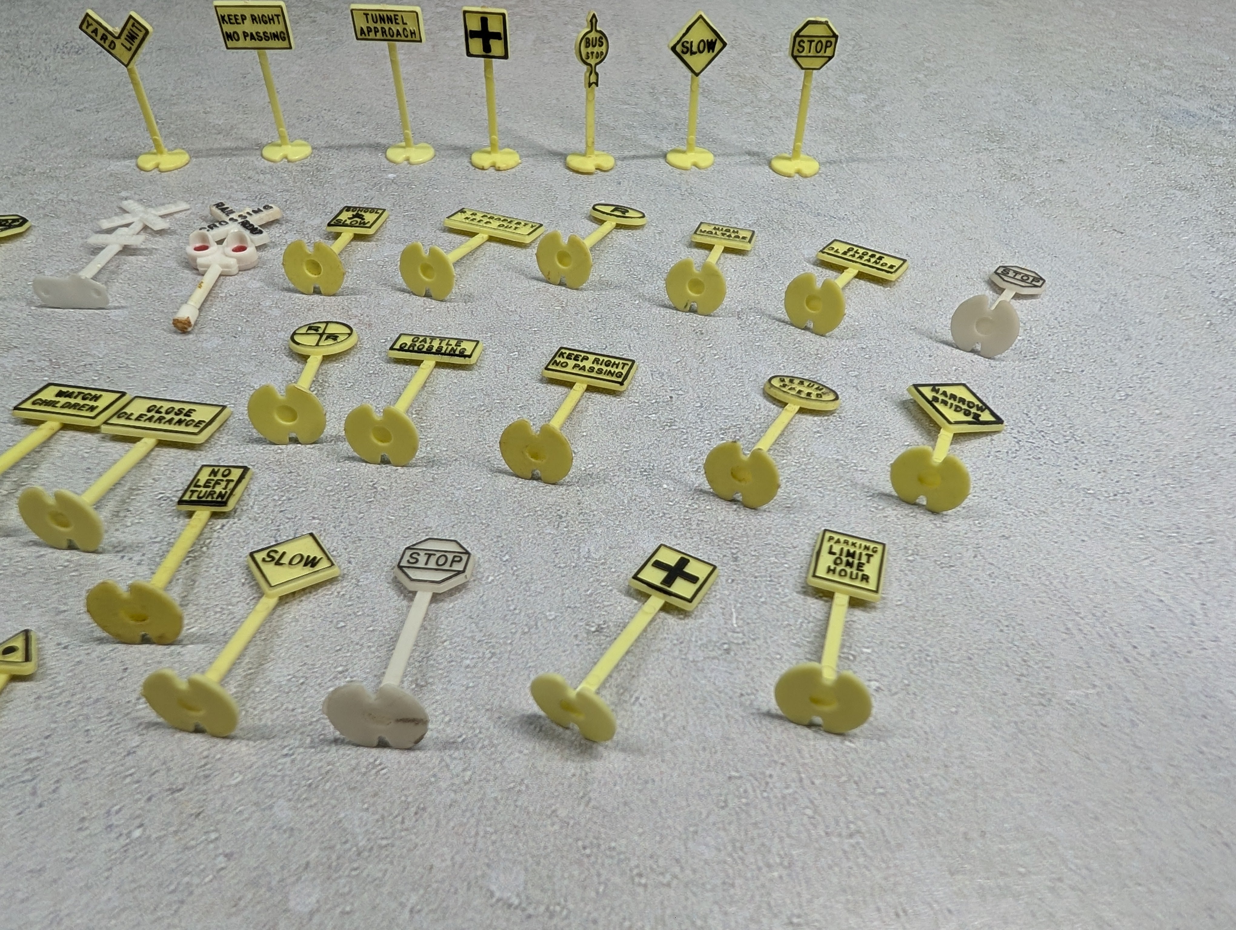 USED HO Scale Lot of Street Signs, Railroad Signs