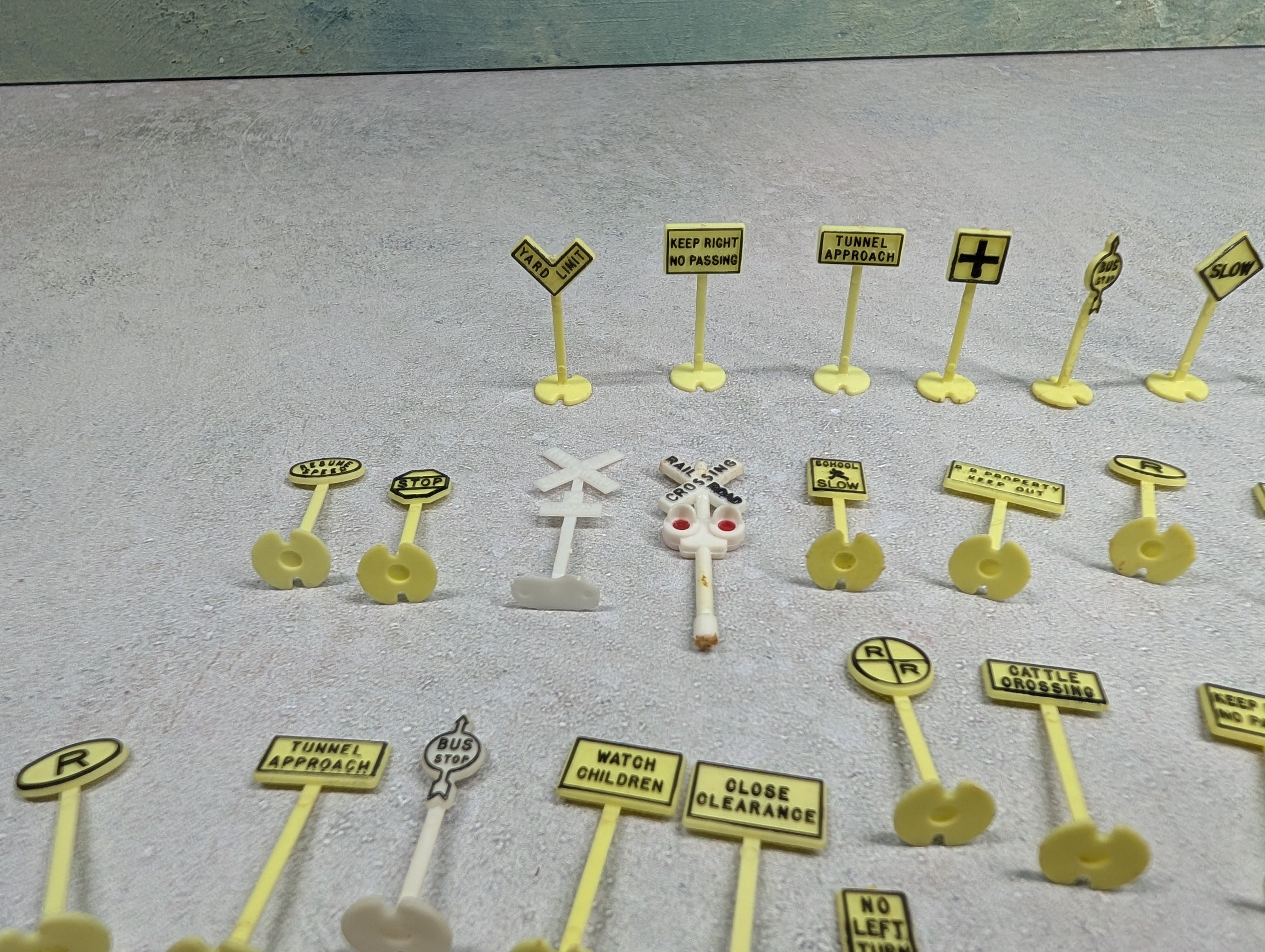 USED HO Scale Lot of Street Signs, Railroad Signs