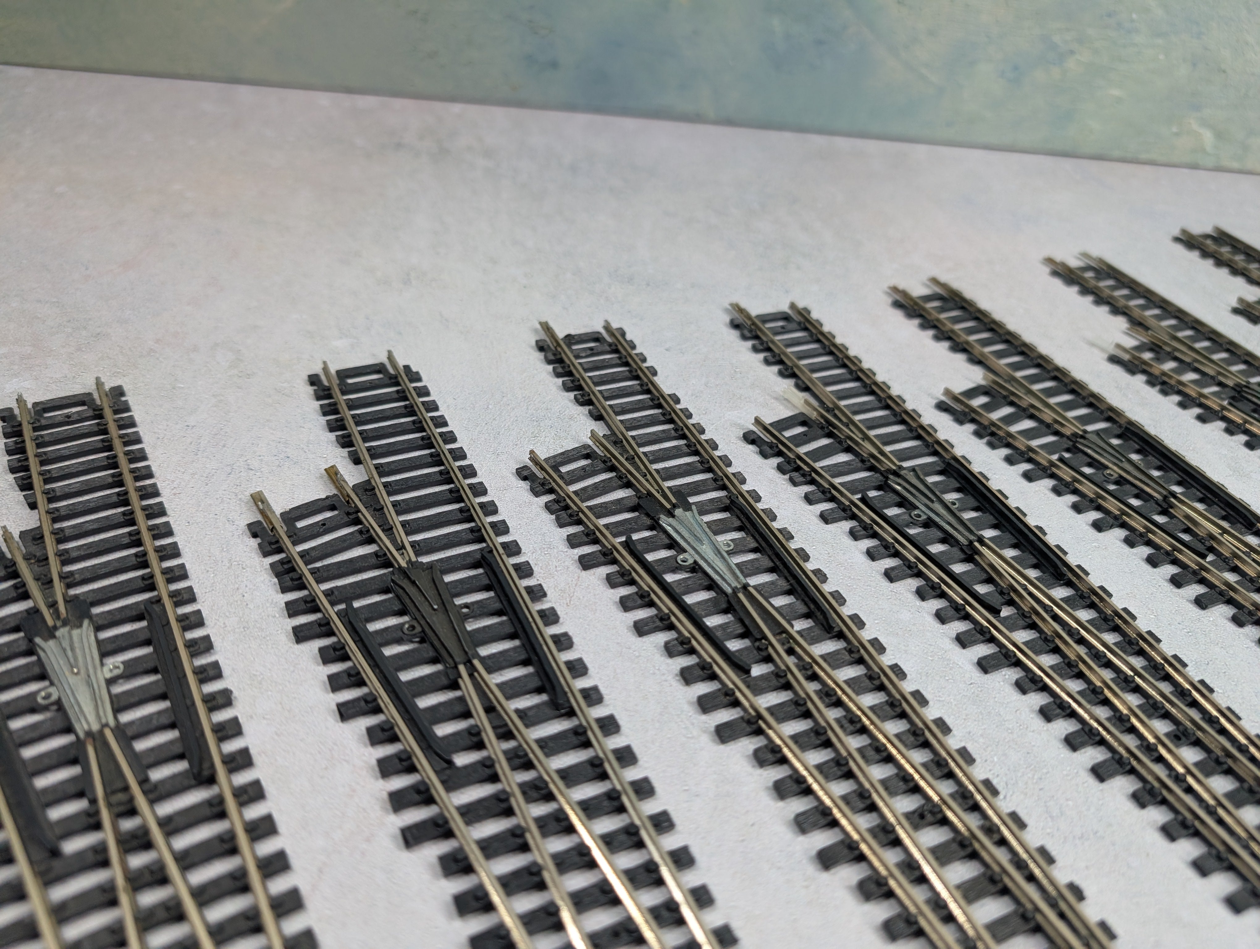 USED Atlas HO Scale #6 Left Switch Custom Line Code 100 Track (8 pcs)