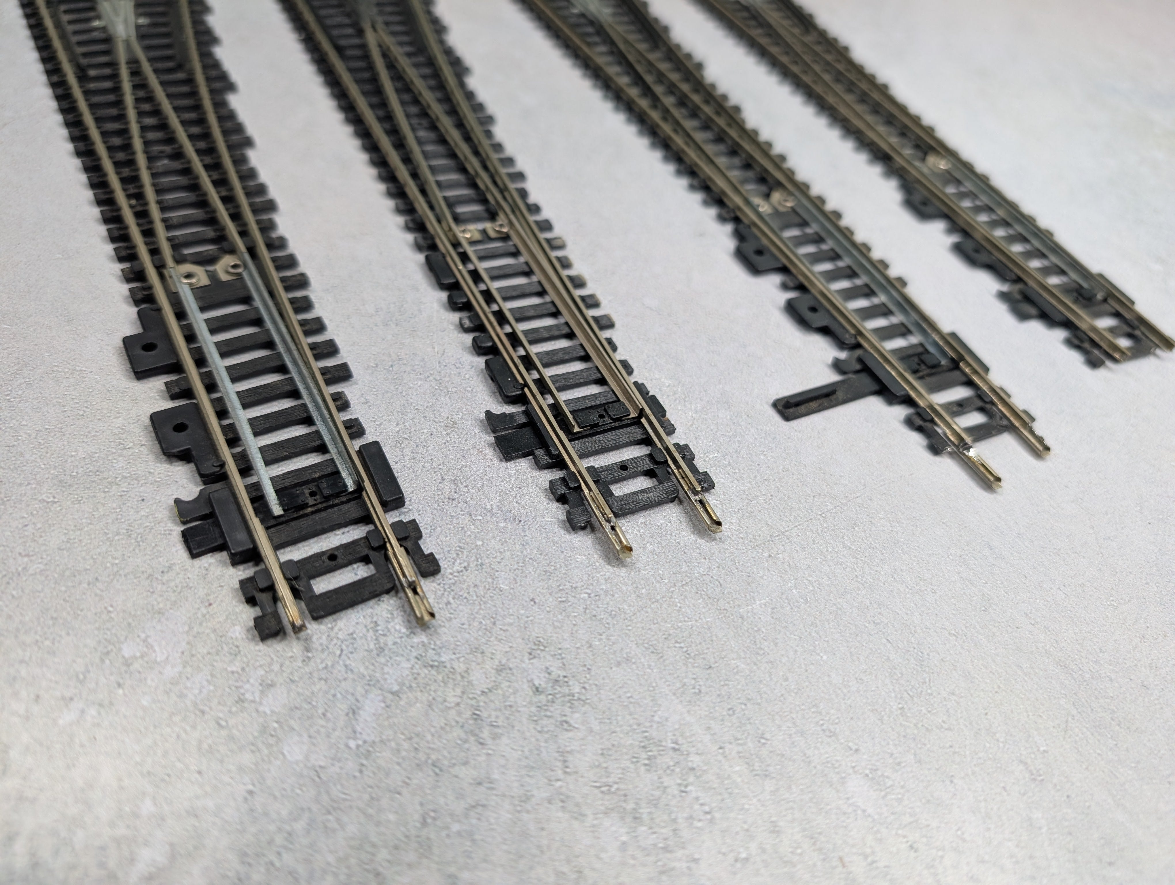 USED Atlas HO Scale #6 Right Switch Custom Line Code 100 Track (4 pcs)