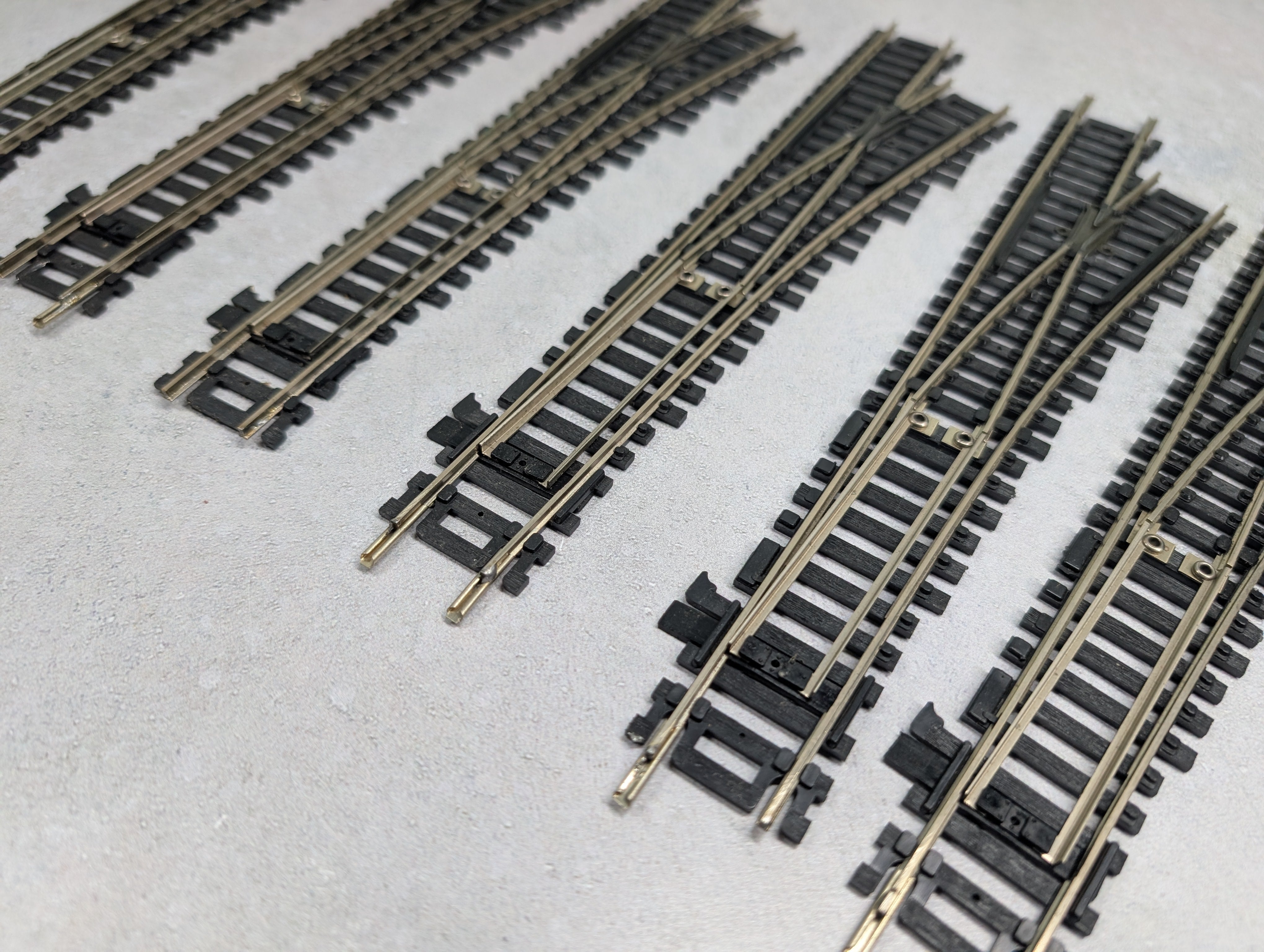 USED Atlas HO Scale #4 Right Switch Custom Line Code 100 Track (7 pcs)