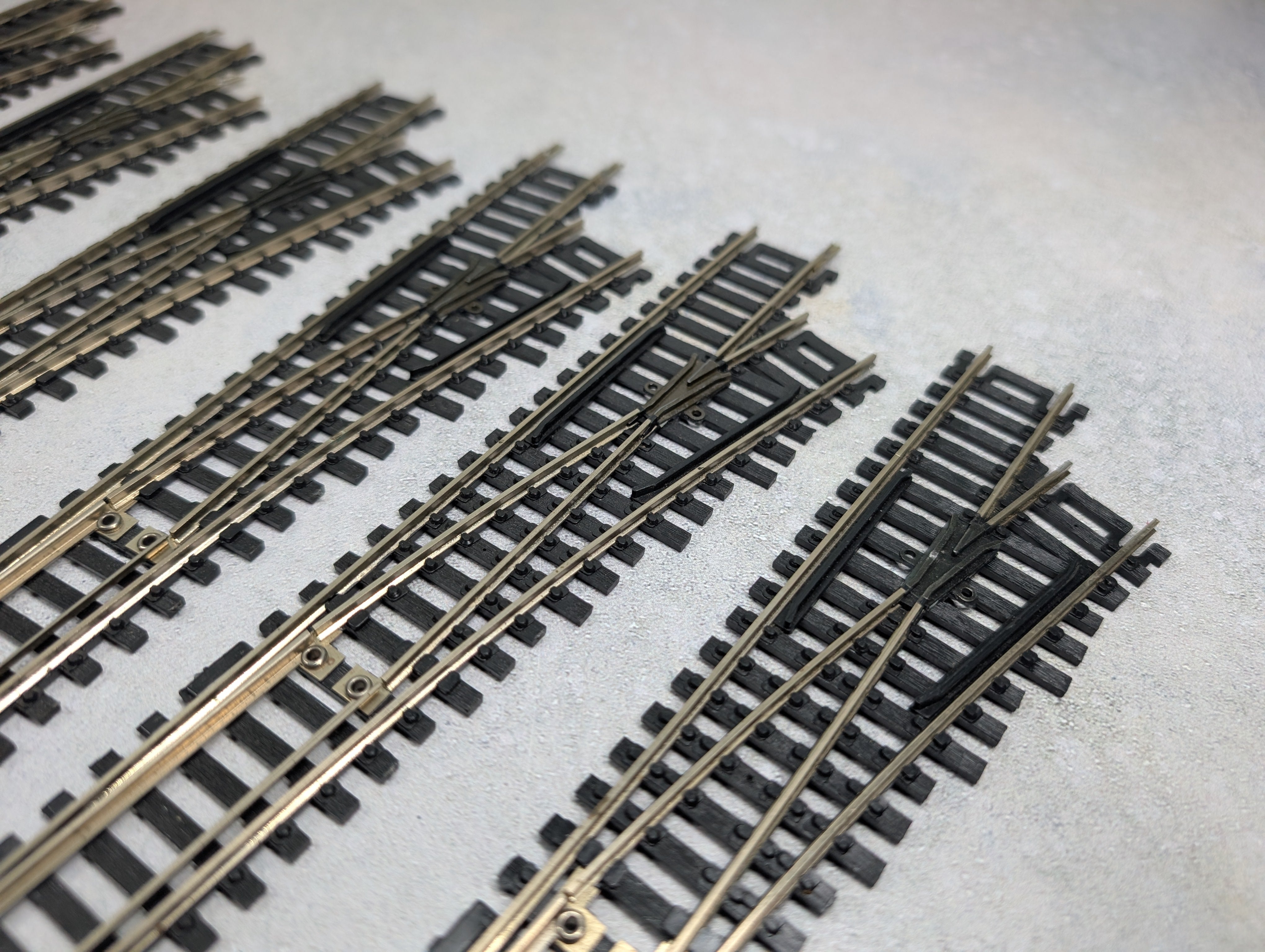 USED Atlas HO Scale #4 Right Switch Custom Line Code 100 Track (7 pcs)