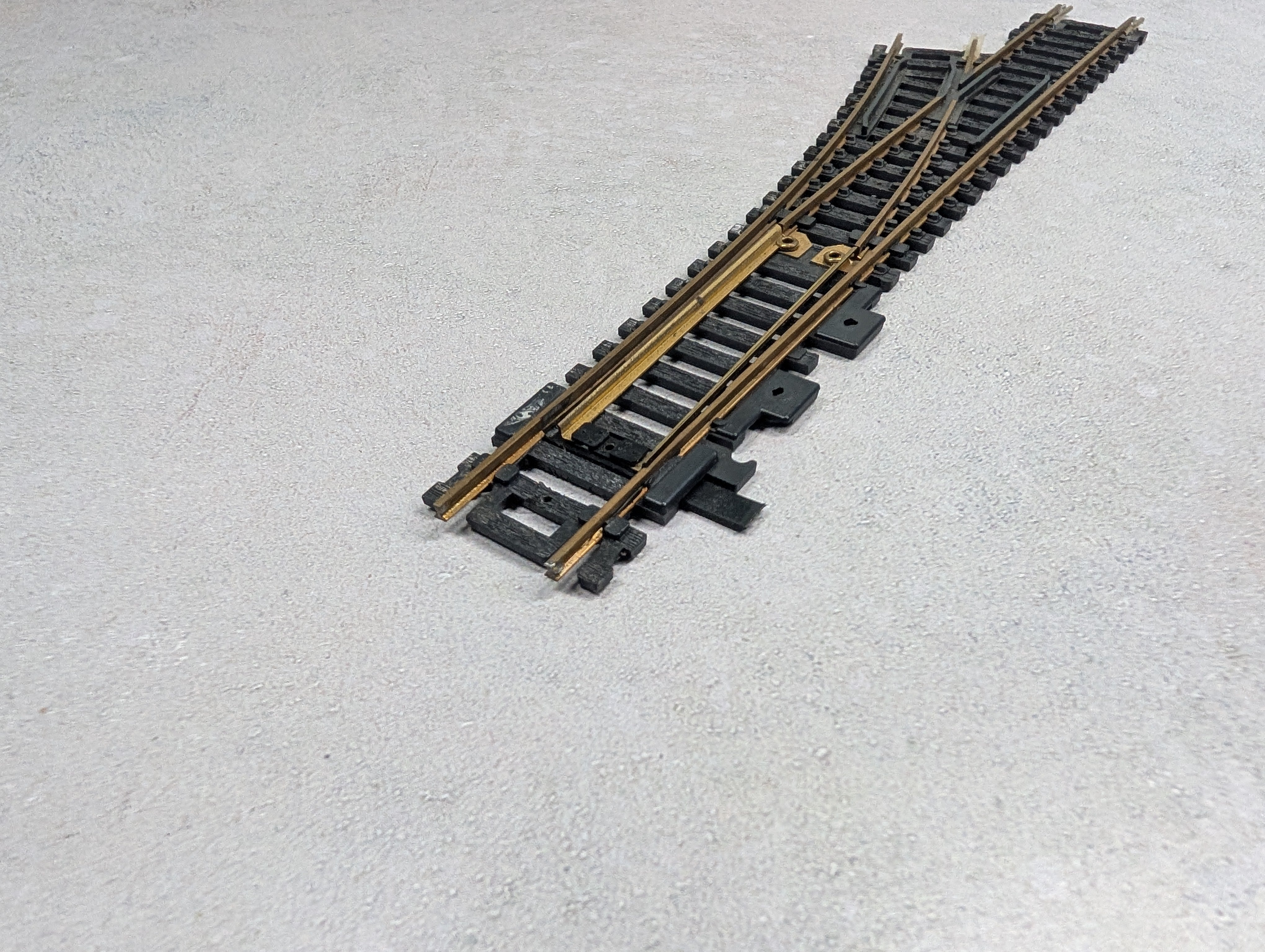 USED Atlas HO Scale Snap Switch Left Brass Code 100 Track