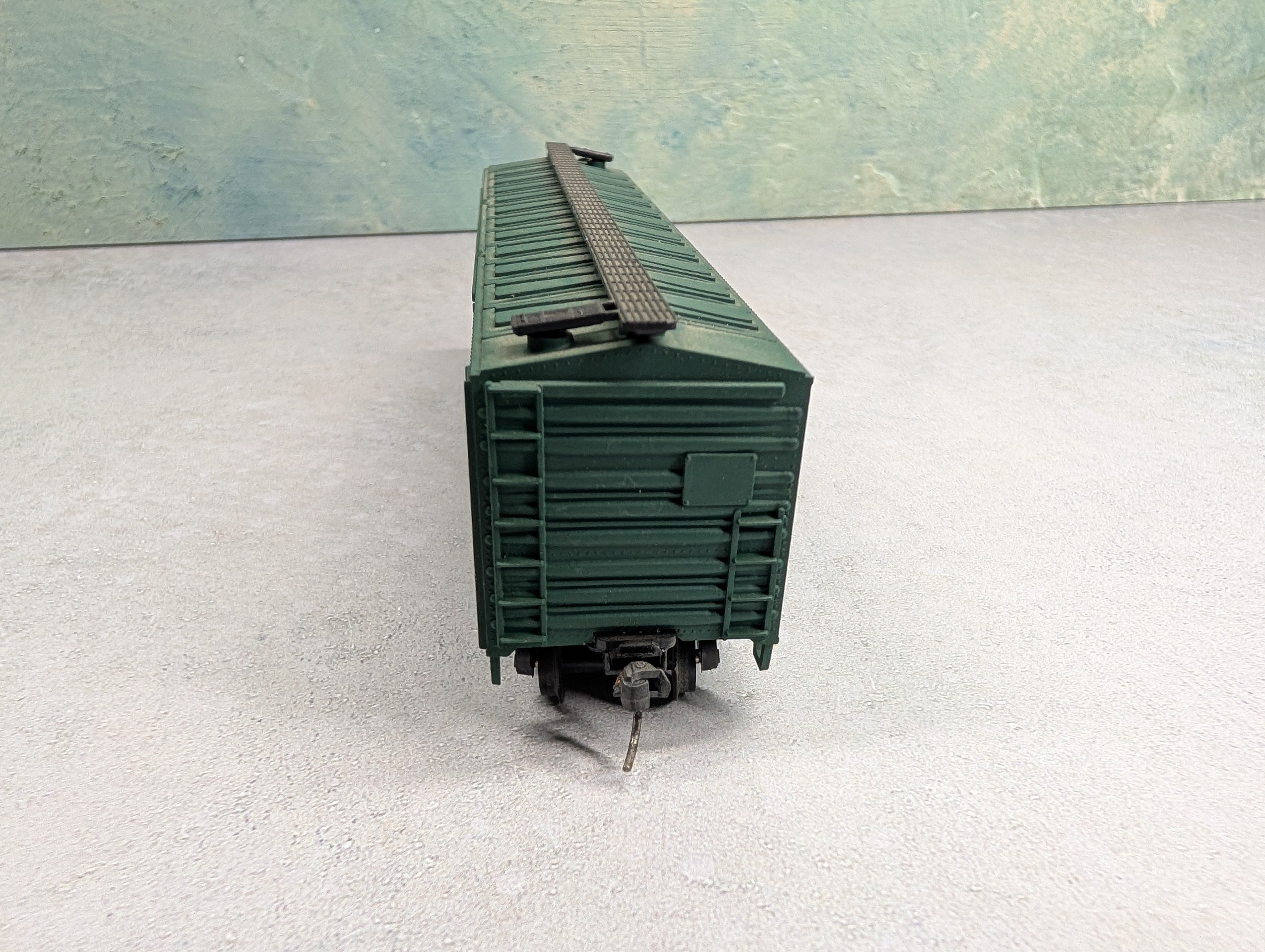 USED AHM HO Scale 50' Box Car Northern Pacific NP #8130