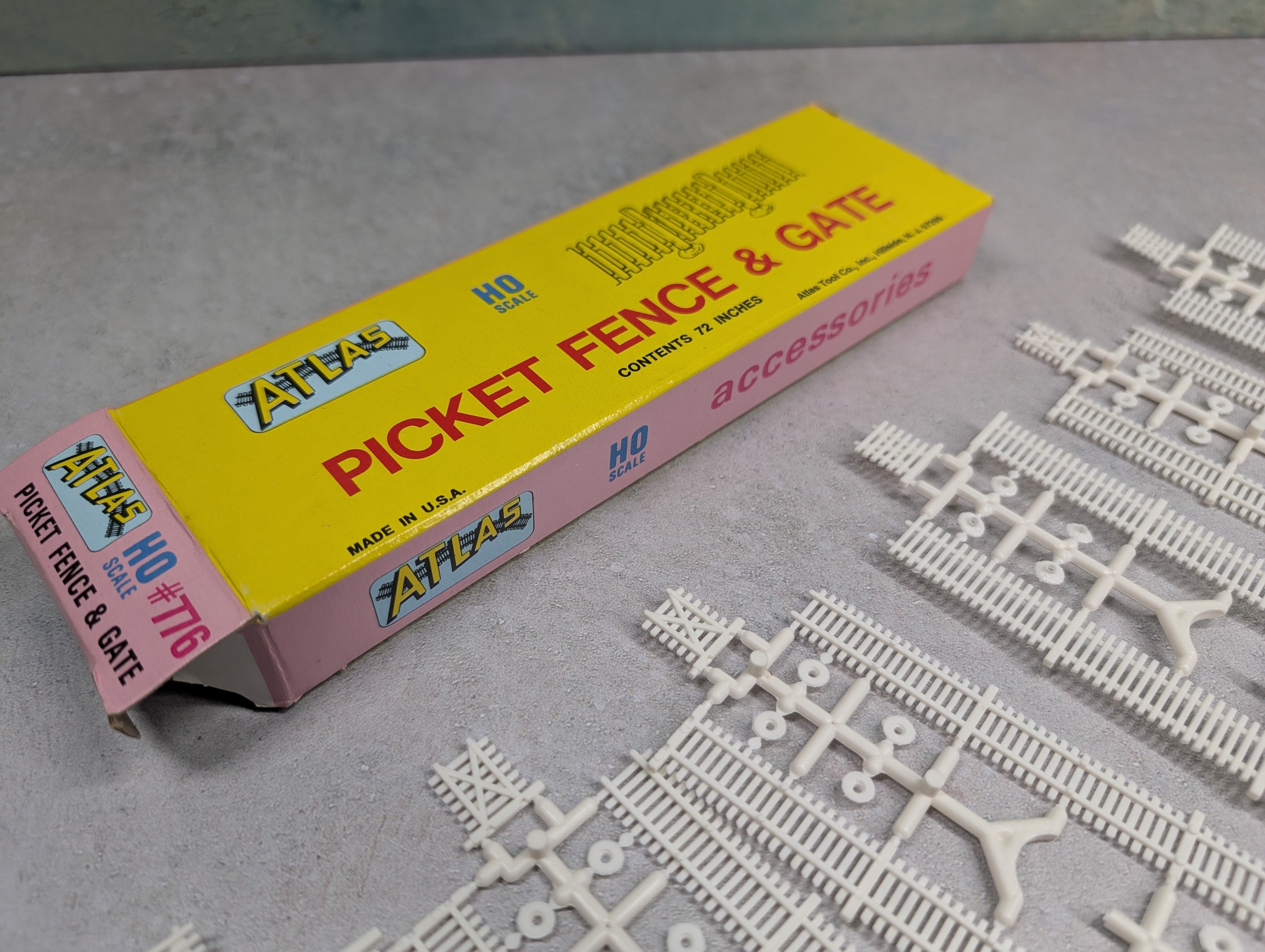 USED Atlas 776 HO Scale Picket Fence