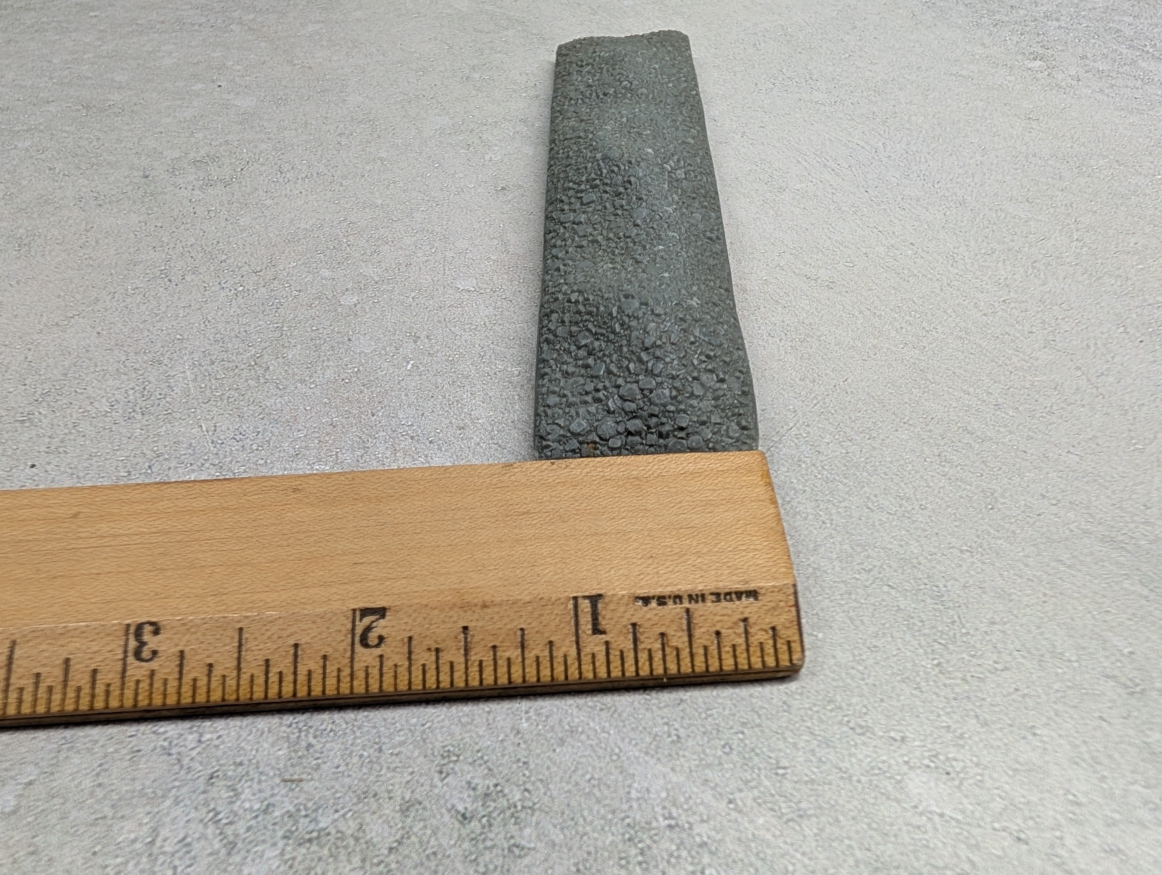 USED HO Scale Gray Ballast Loads (3 pcs)