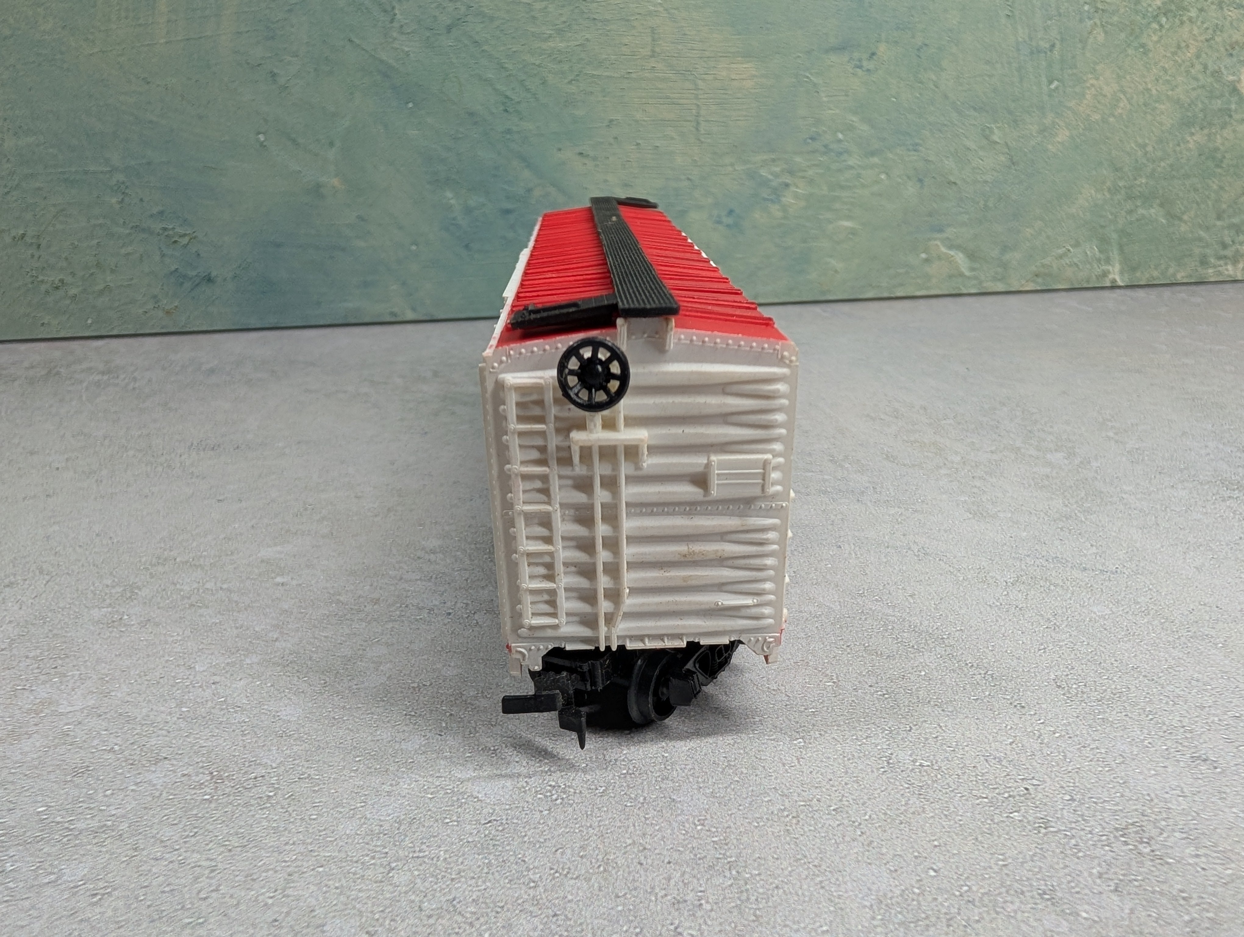 USED AHM HO Scale 50' Billboard Box Car Lipton Soup Mix