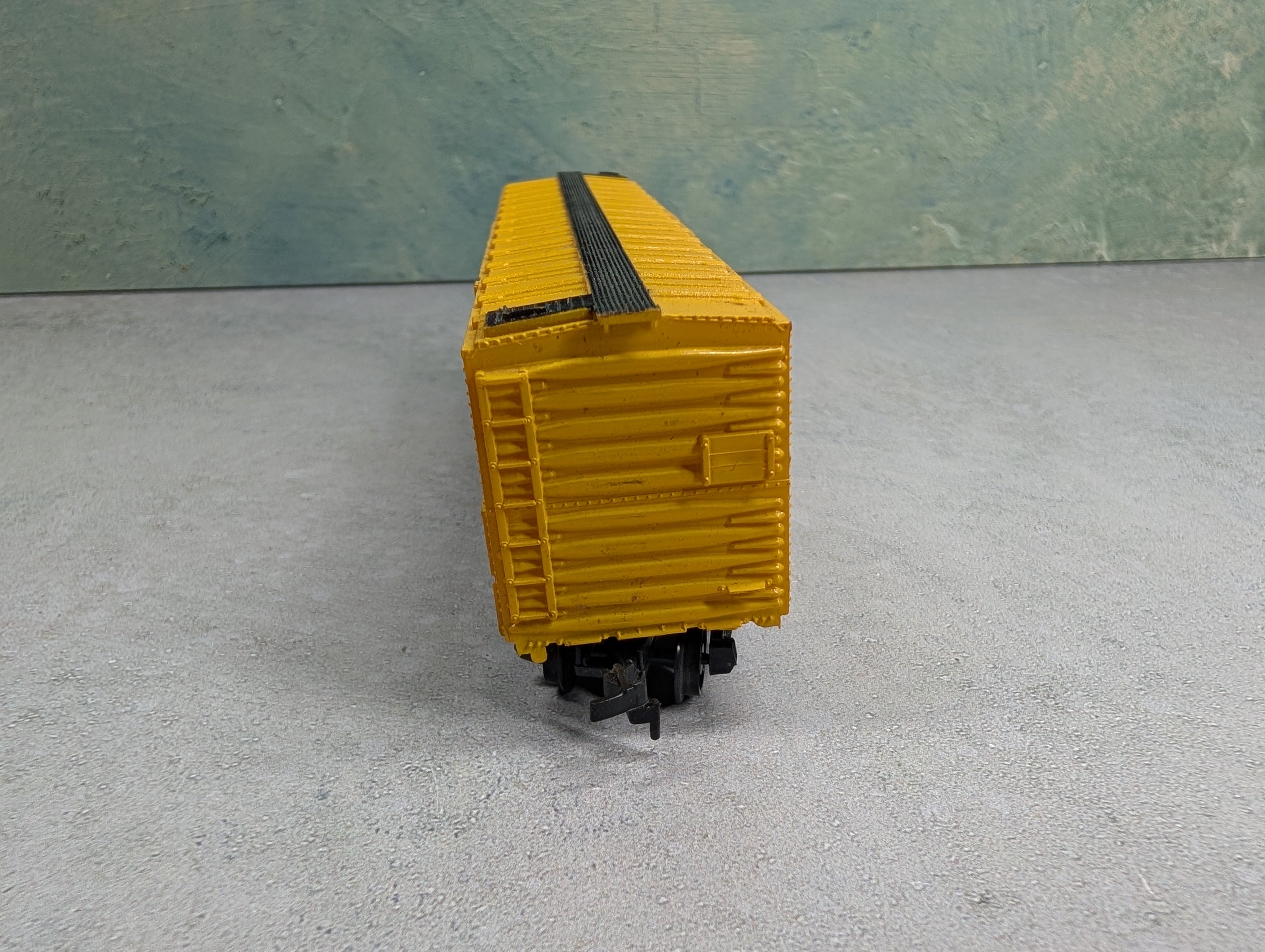 USED Bachmann HO Scale 50' Box Car Chessie System B&O #11147