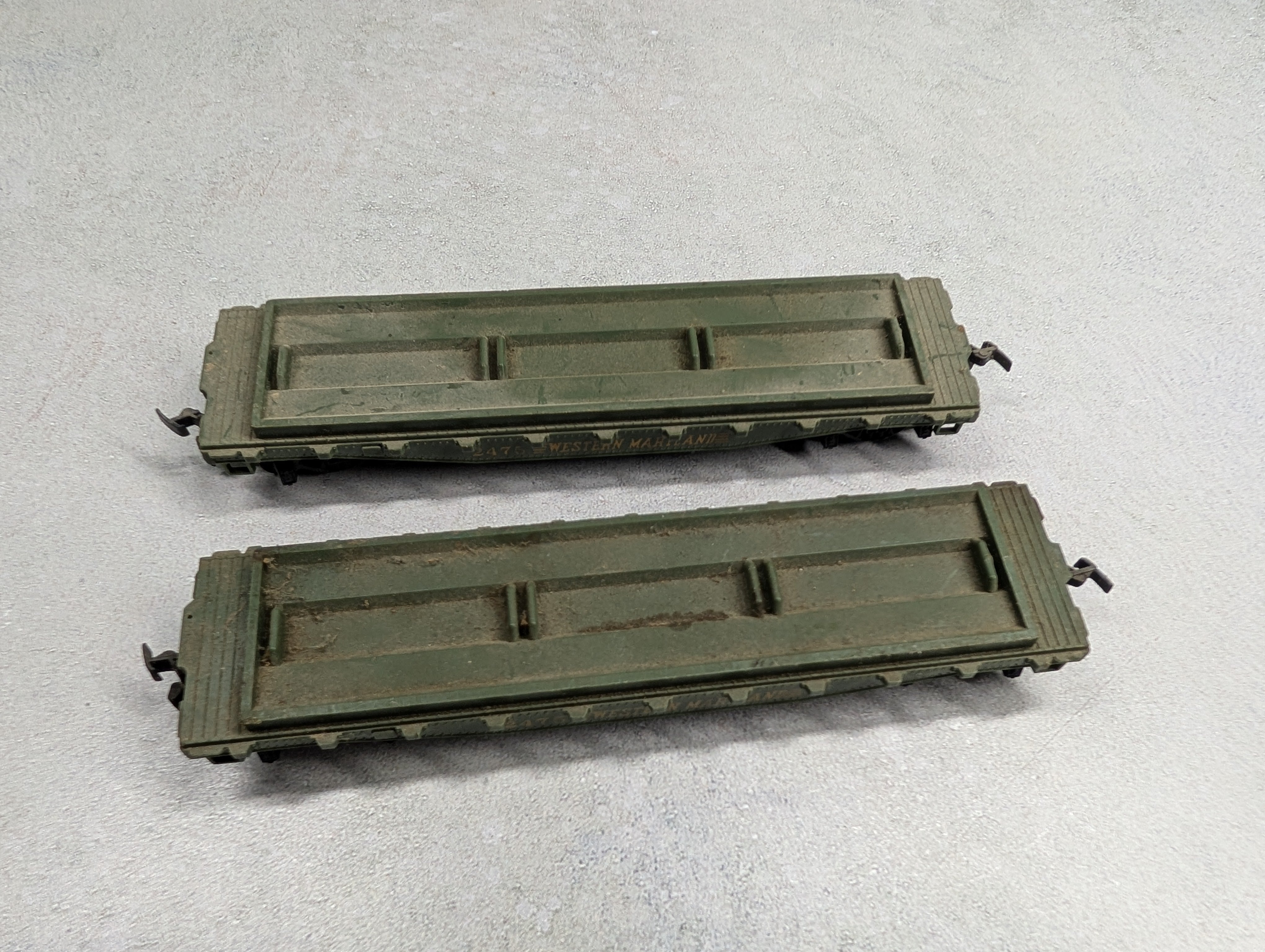 USED Tyco HO Scale 40' Flat Cars Western Maryland #2475 (2 pcs)