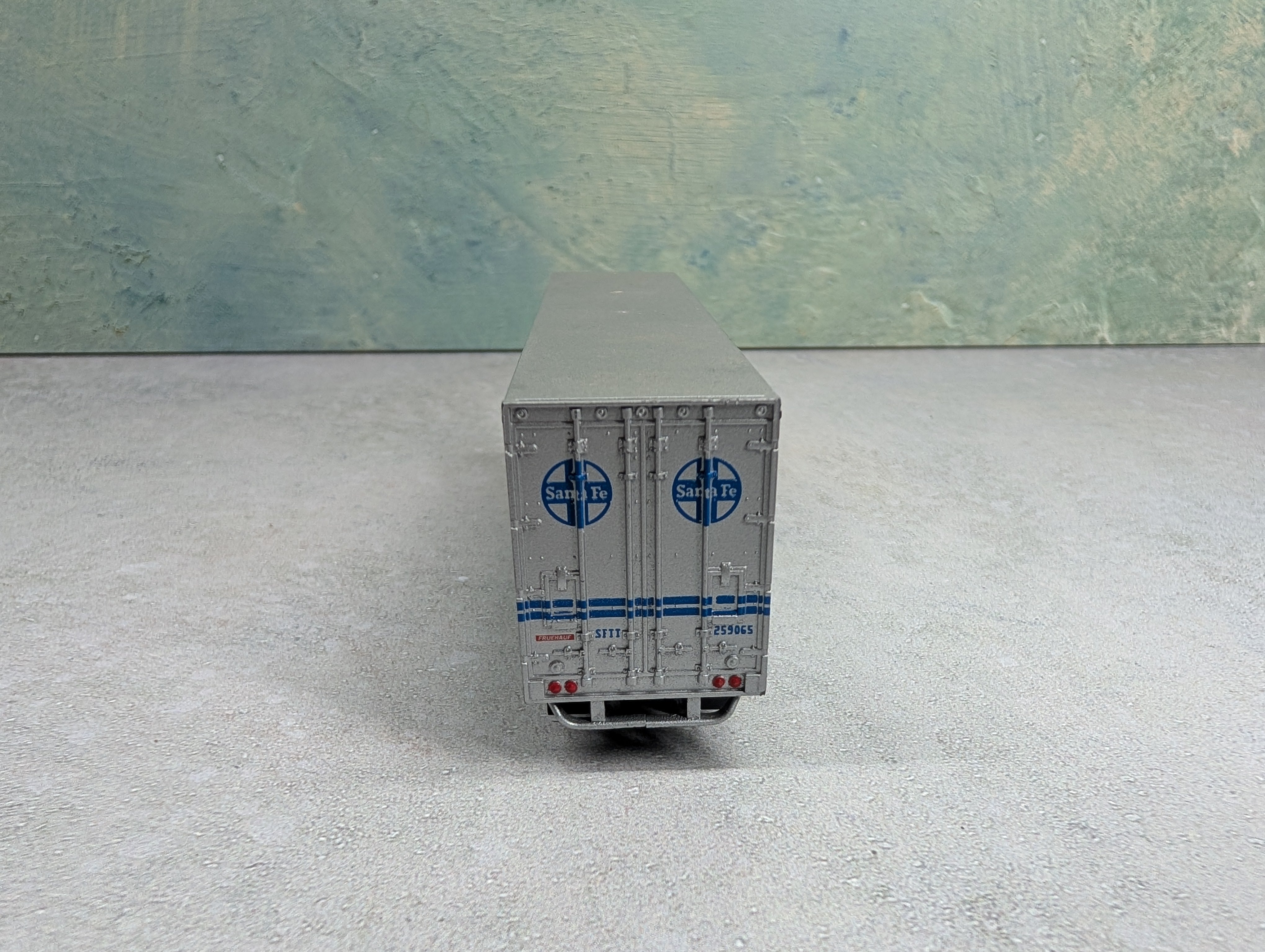 USED HO Scale 40' Trailer Santa Fe #259065