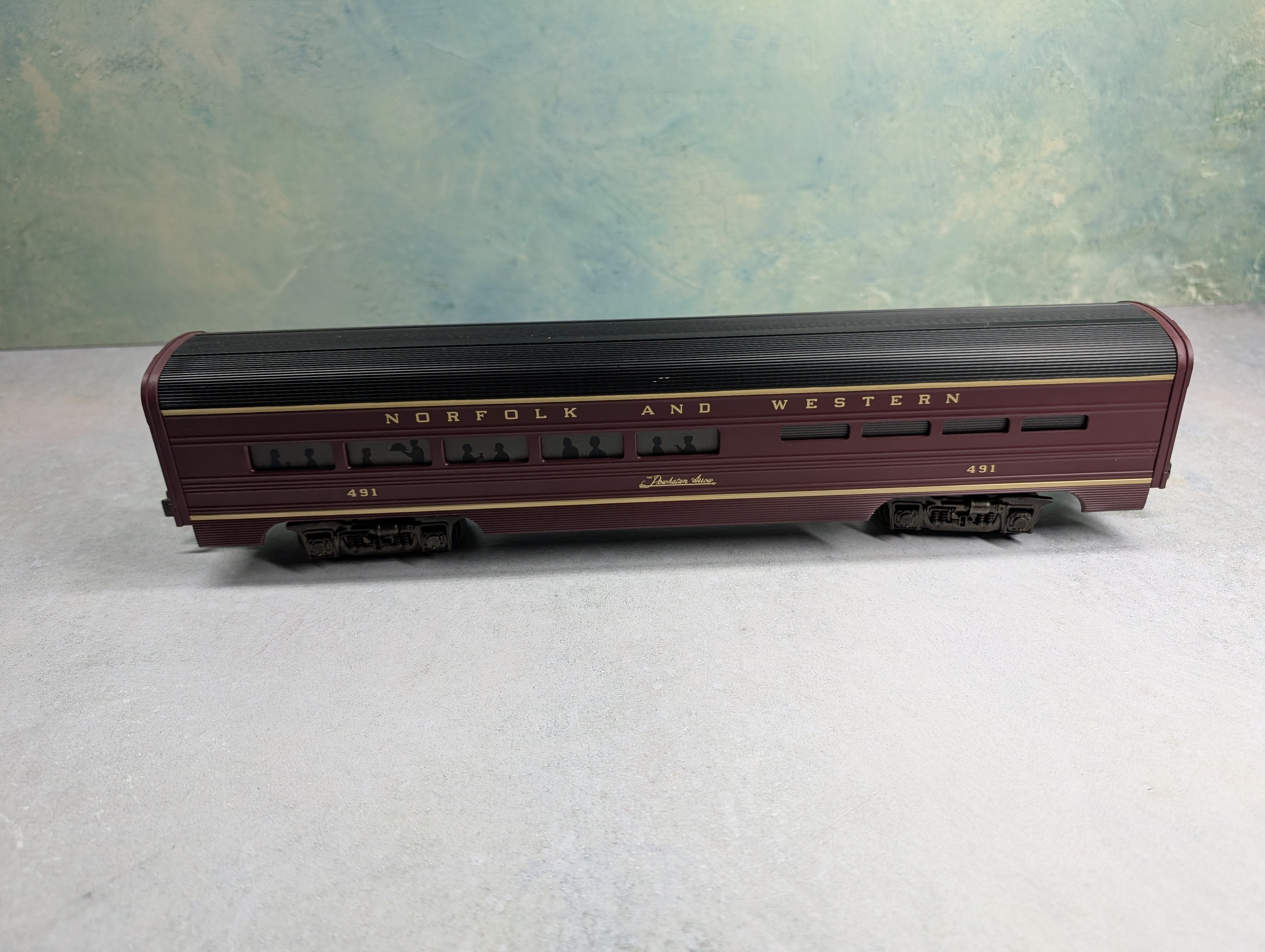 USED MTH Premier MT-6114 O 60' Aluminum Diner Passenger Car Norfolk & Western N&W #491 Powhatan Arrow