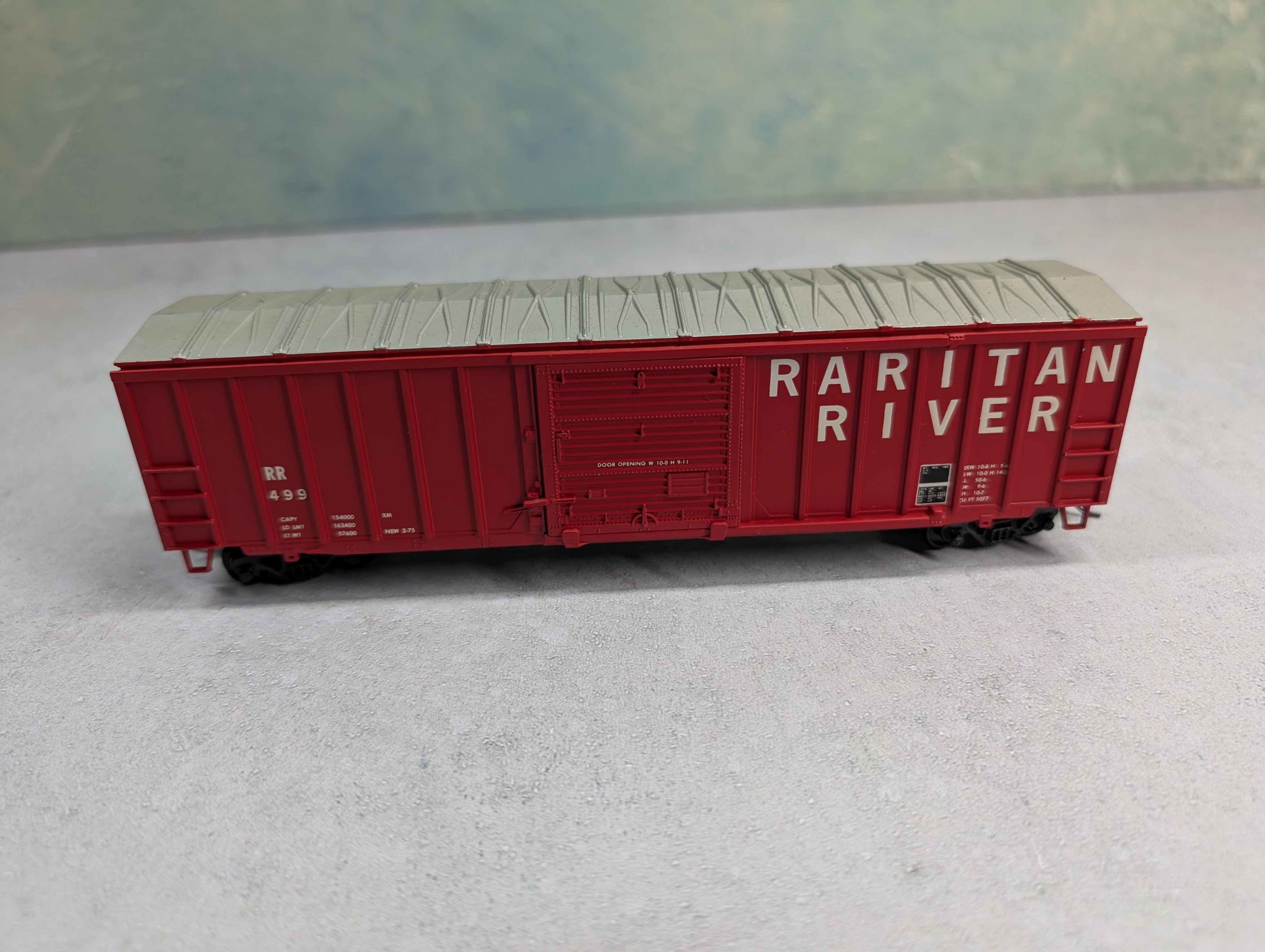 USED Athearn HO Scale 50' Box Car Raritan River RR #499